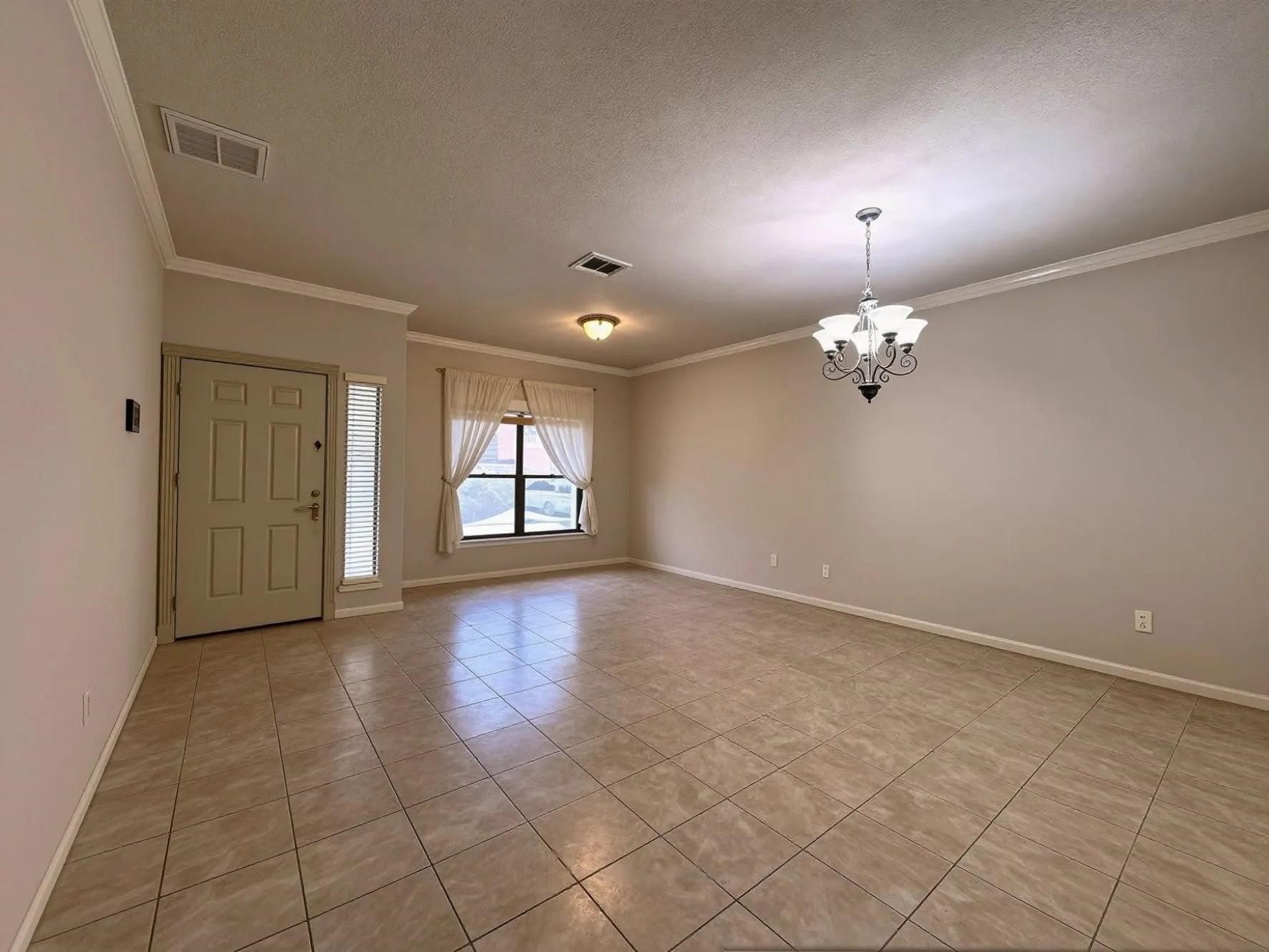 13110 S Bellaire Estates Drive Property Photo 5