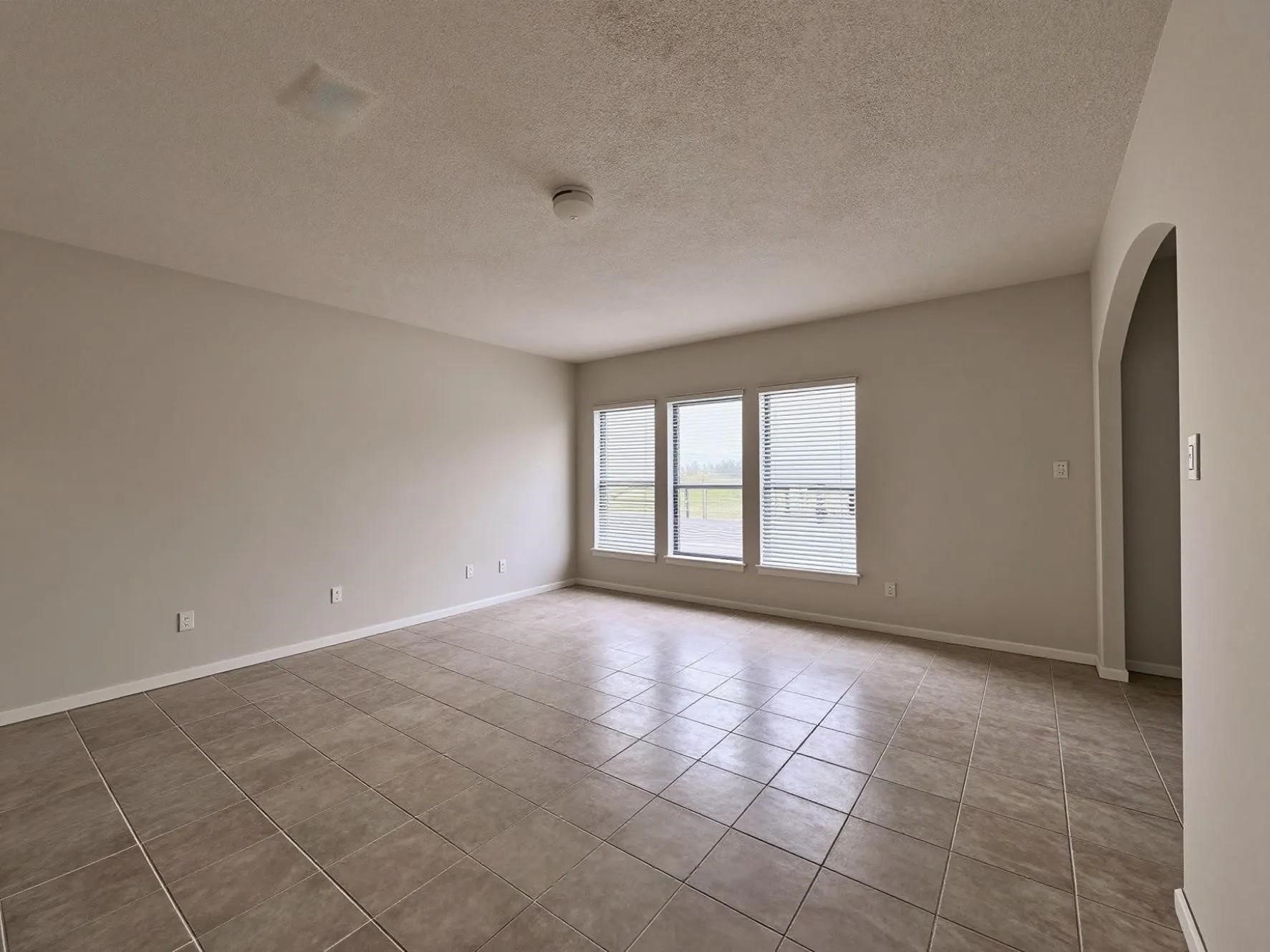 13110 S Bellaire Estates Drive Property Photo 9