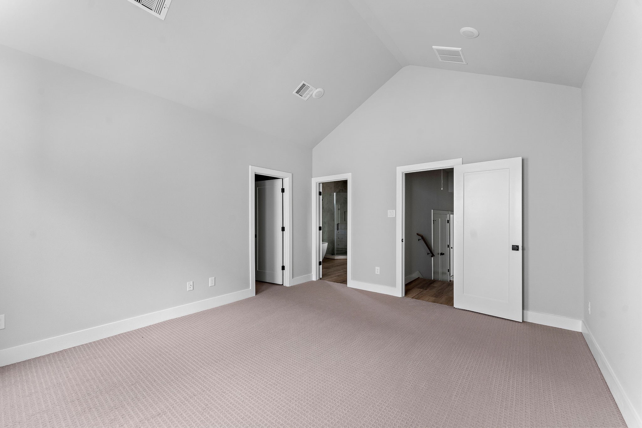 2183 Mansfield Property Photo 8