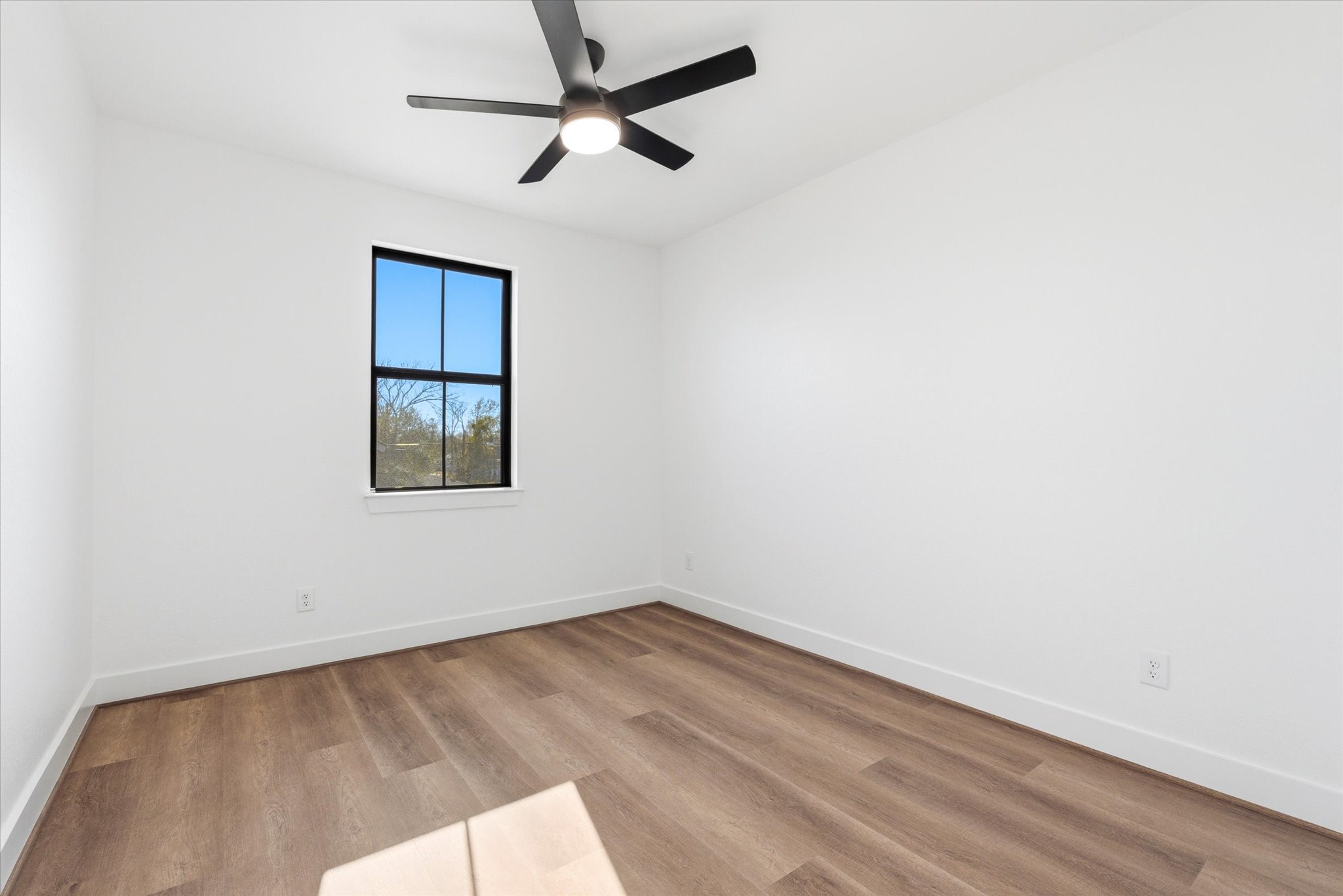 741 S Carroll Street Property Photo 19