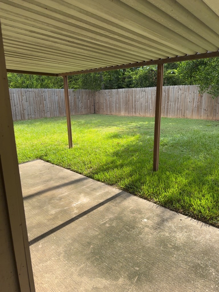 9722 Rapid River Lane Property Photo 5