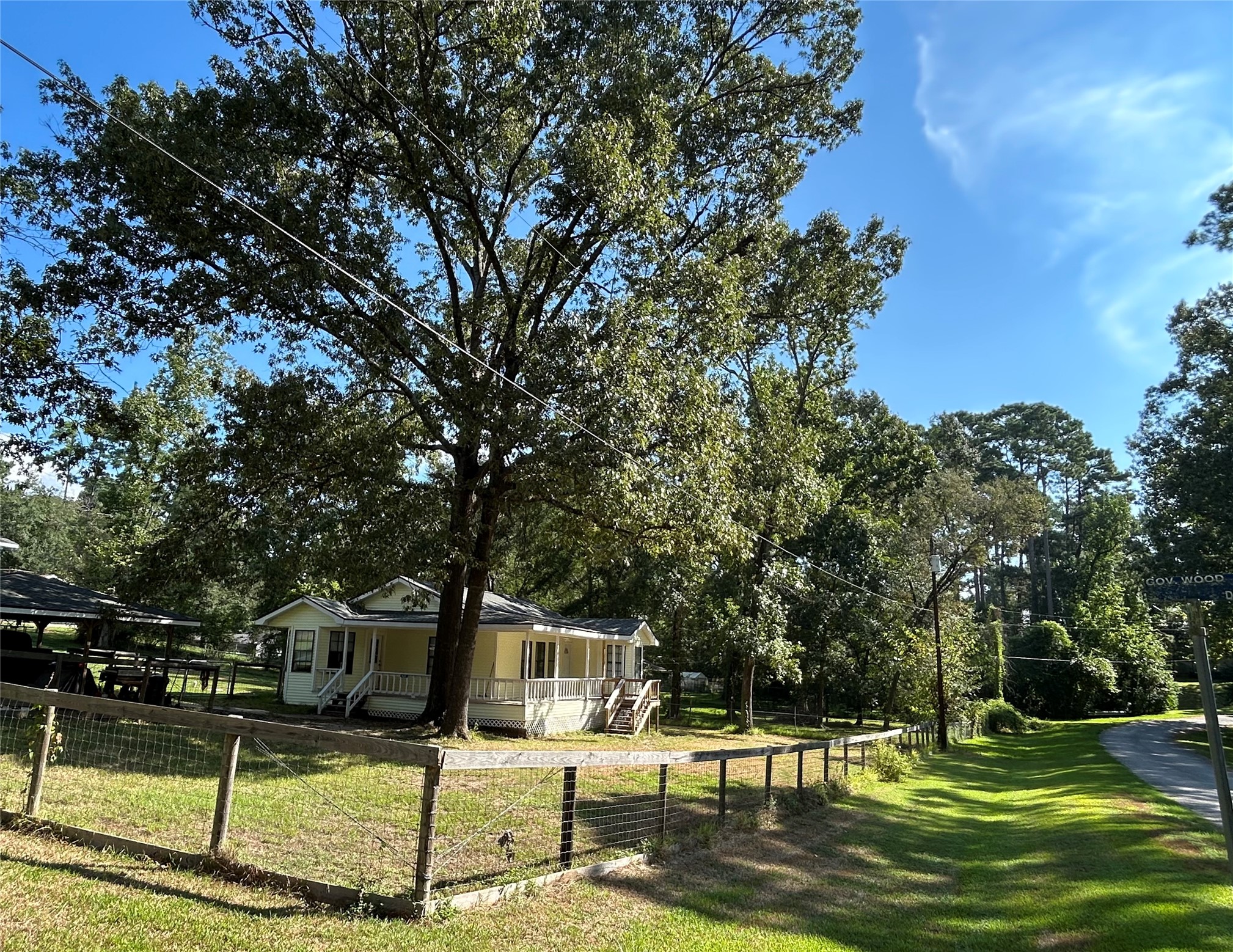 437 Gov Wood Drive Property Photo 3