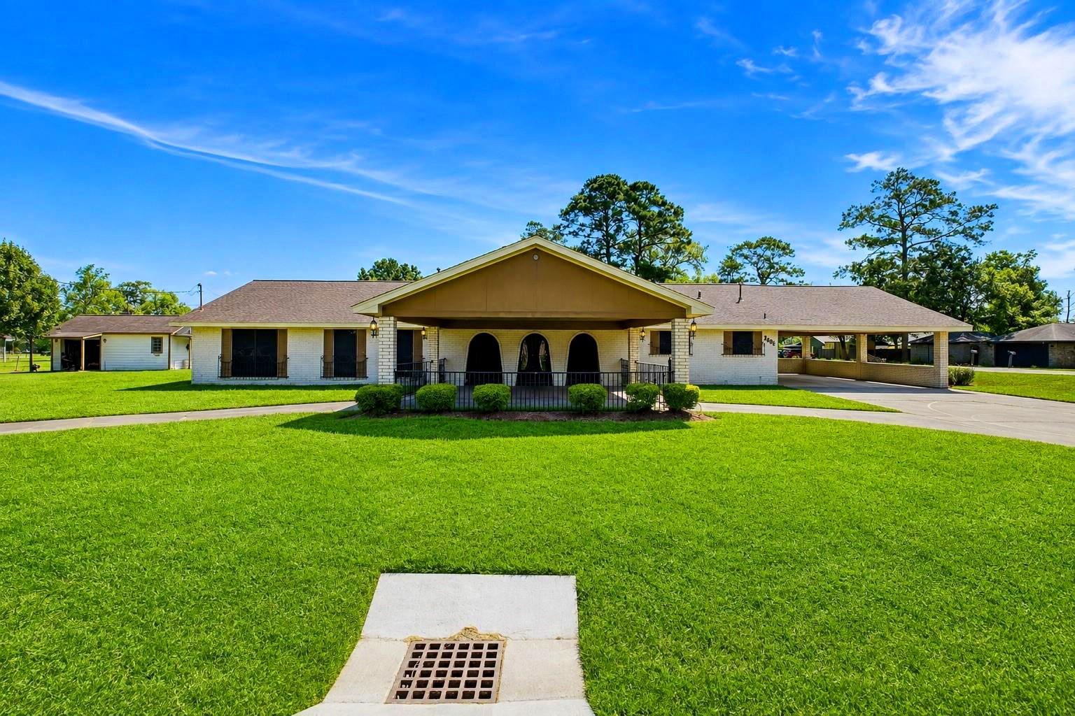 5902 Mccullough Street, Baytown Tx 77521 Property Photo 2