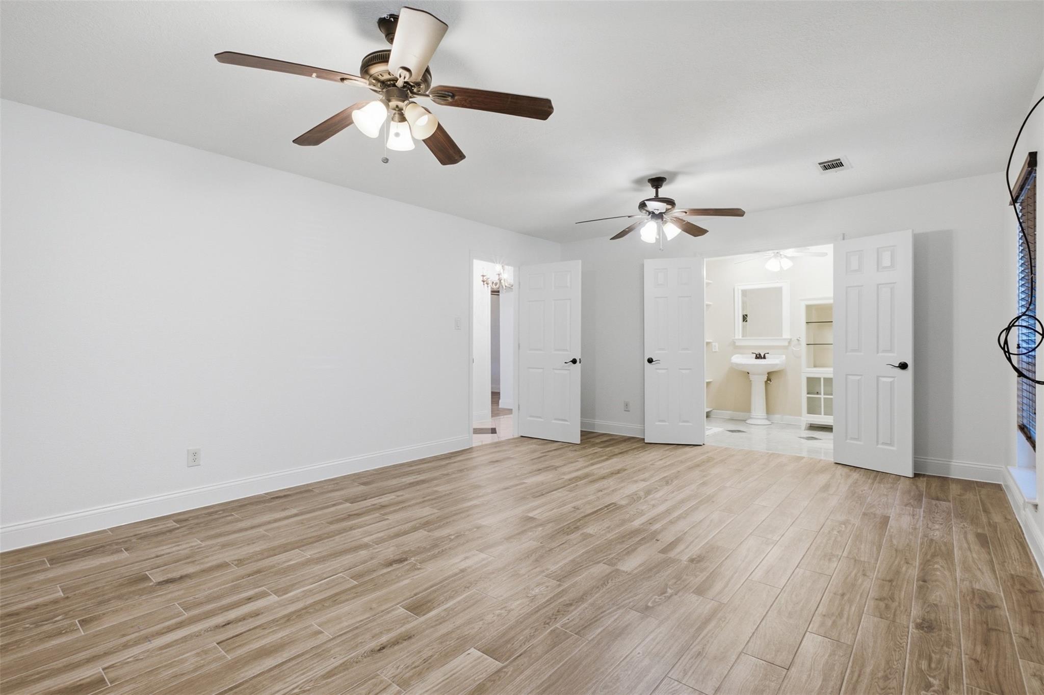 5902 Mccullough Street, Baytown Tx 77521 Property Photo 15