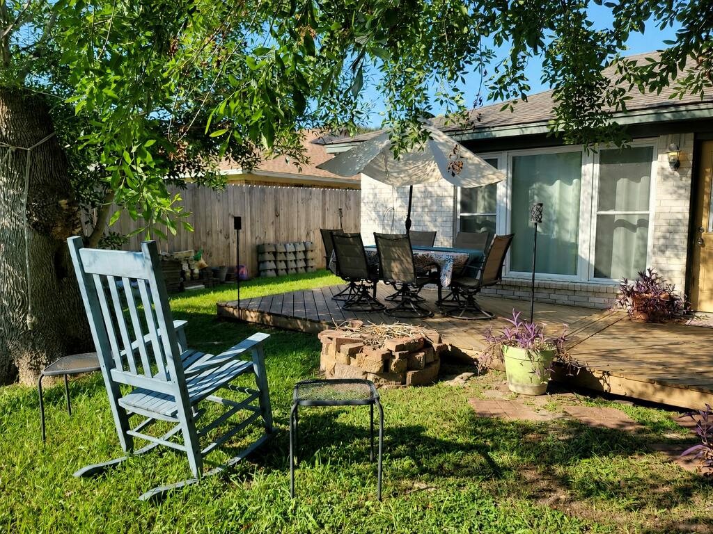 4915 Charnock Drive Property Photo 1