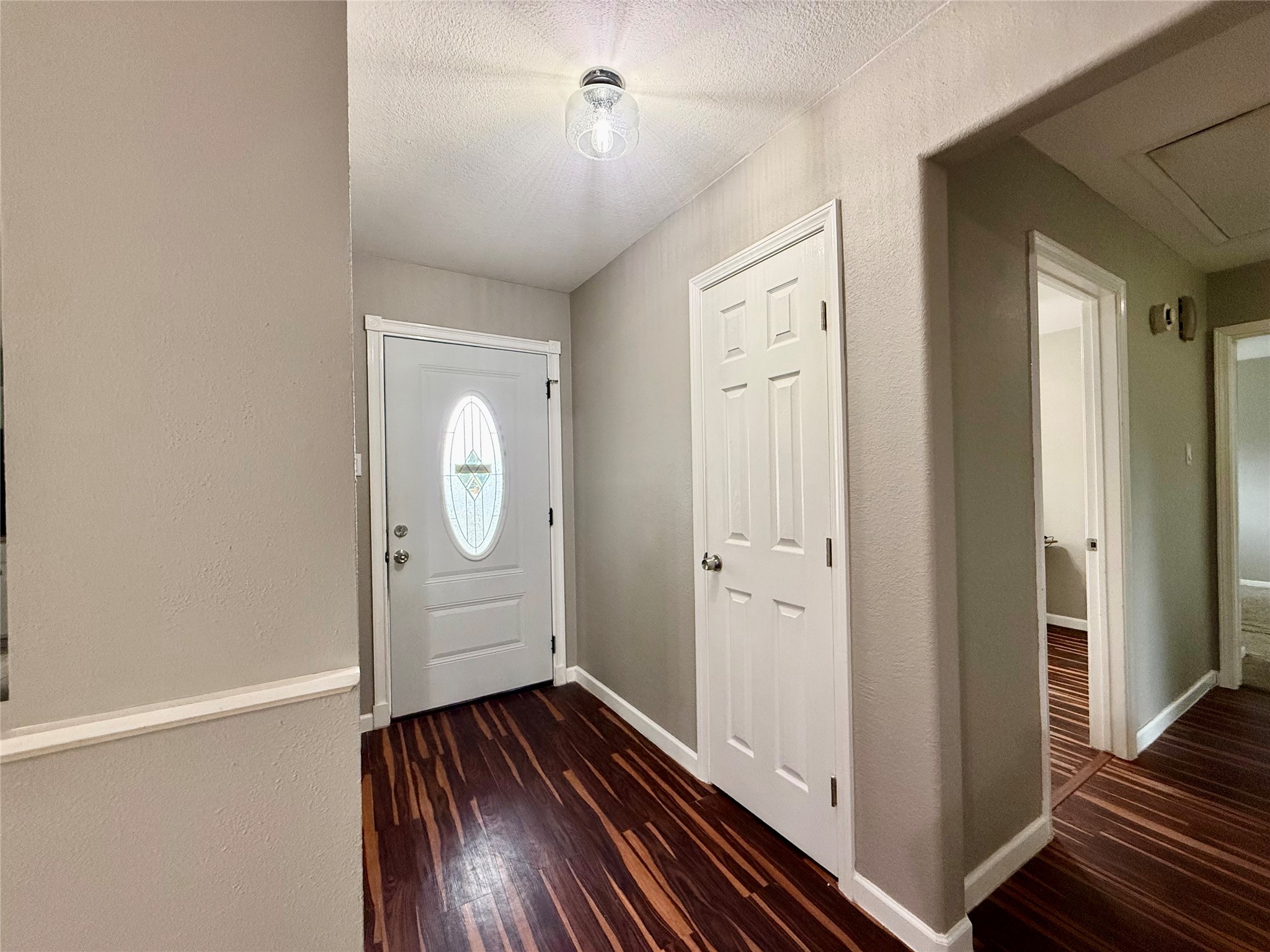 4915 Charnock Drive Property Photo 9