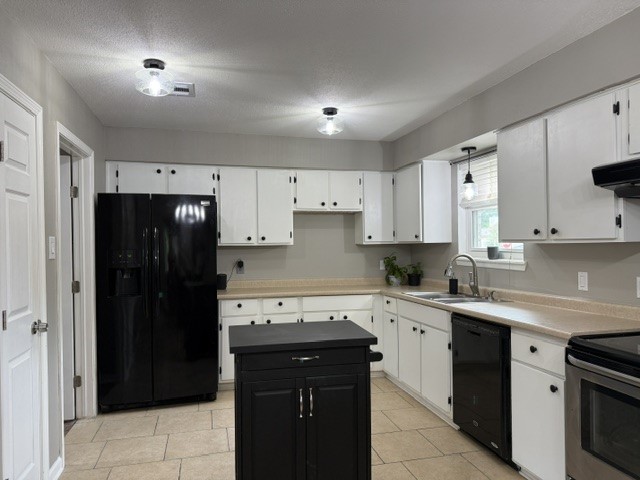 4915 Charnock Drive Property Photo 11
