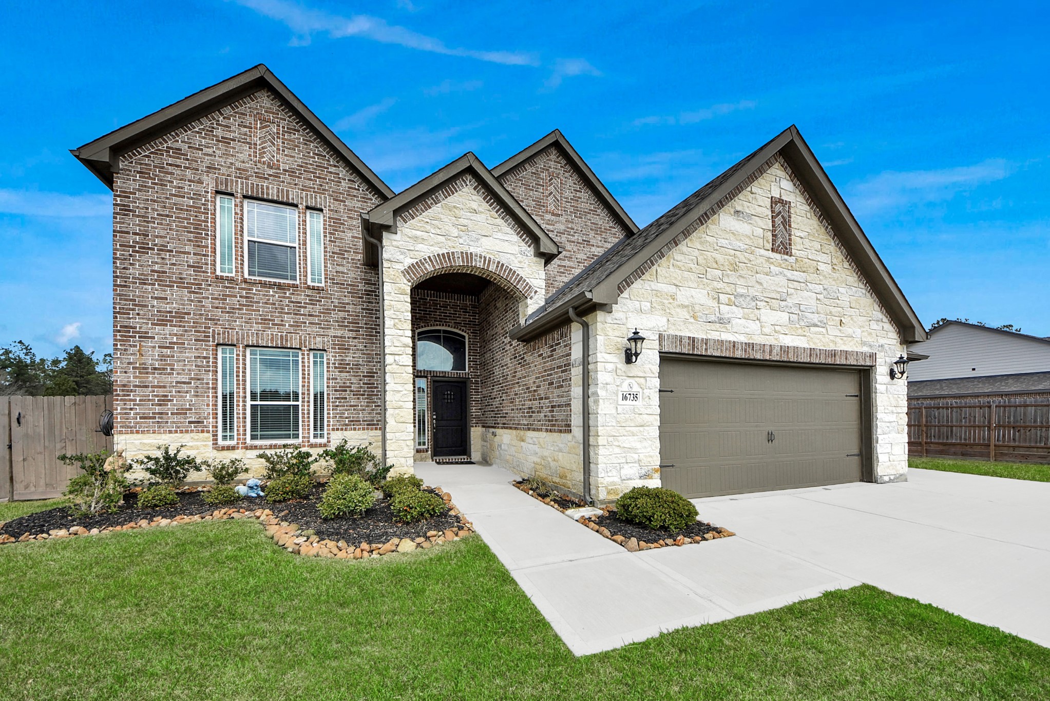 16735 Rockwall Street Property Photo 3