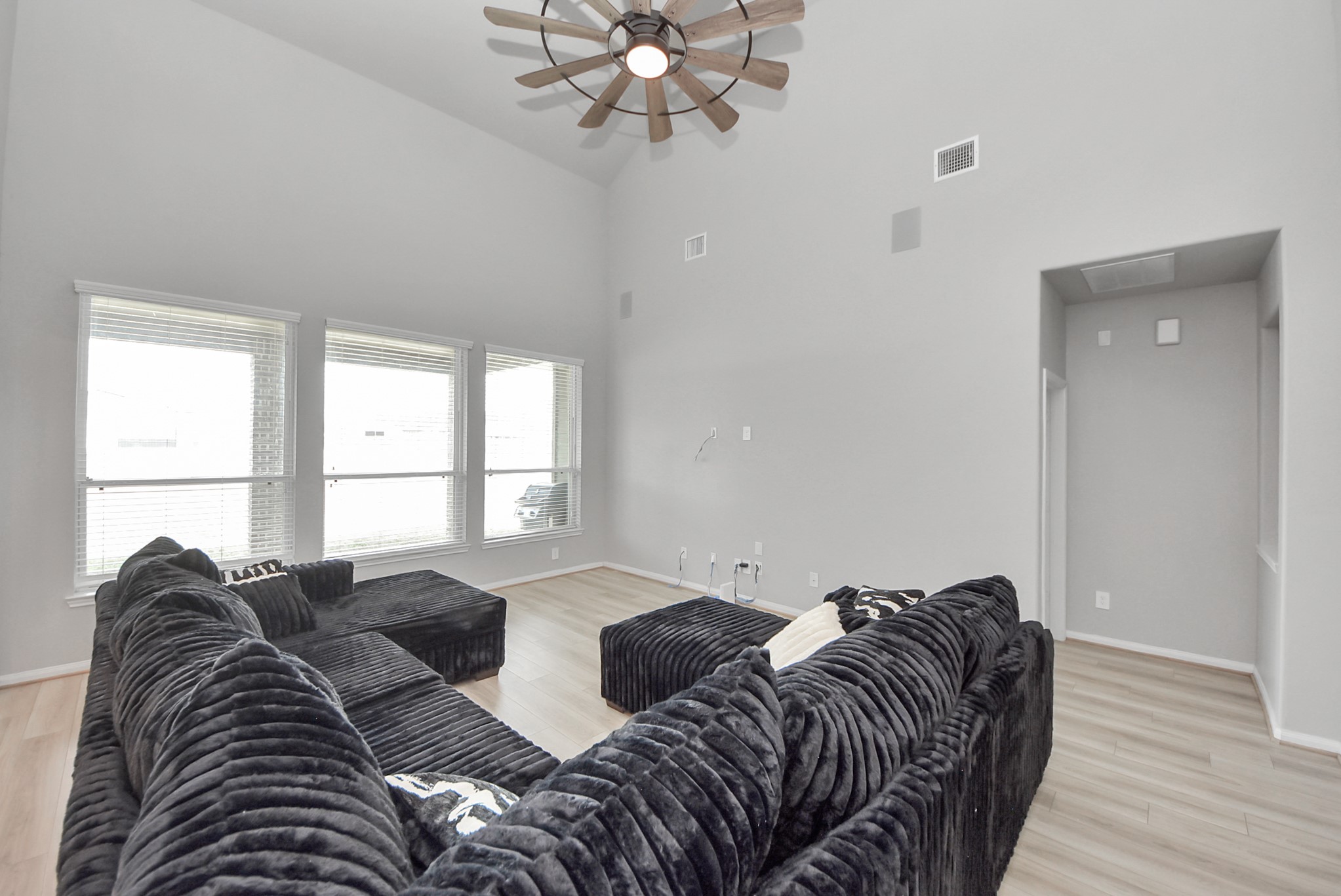 16735 Rockwall Street Property Photo 14