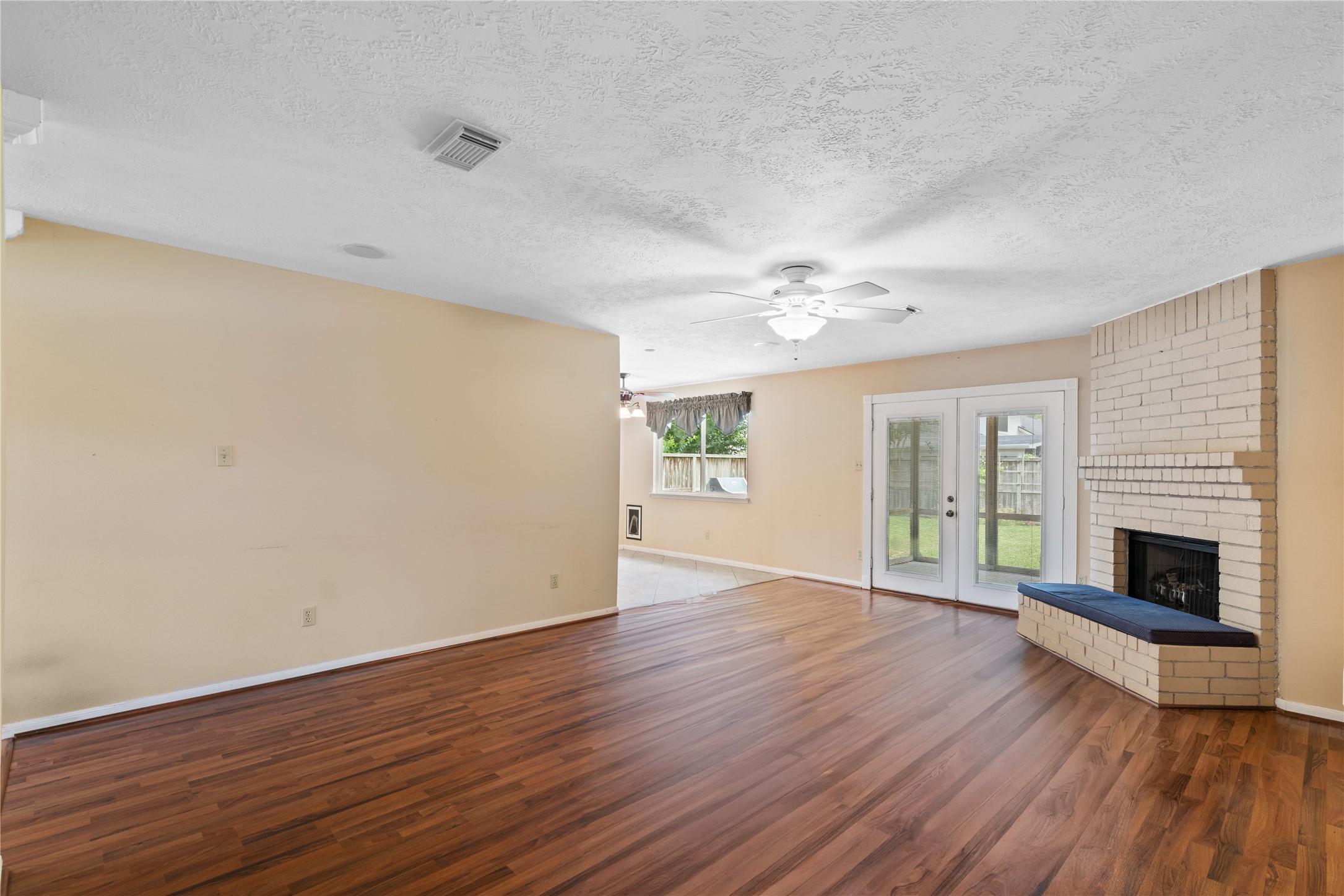 28806 Atherstone Street Property Photo 15