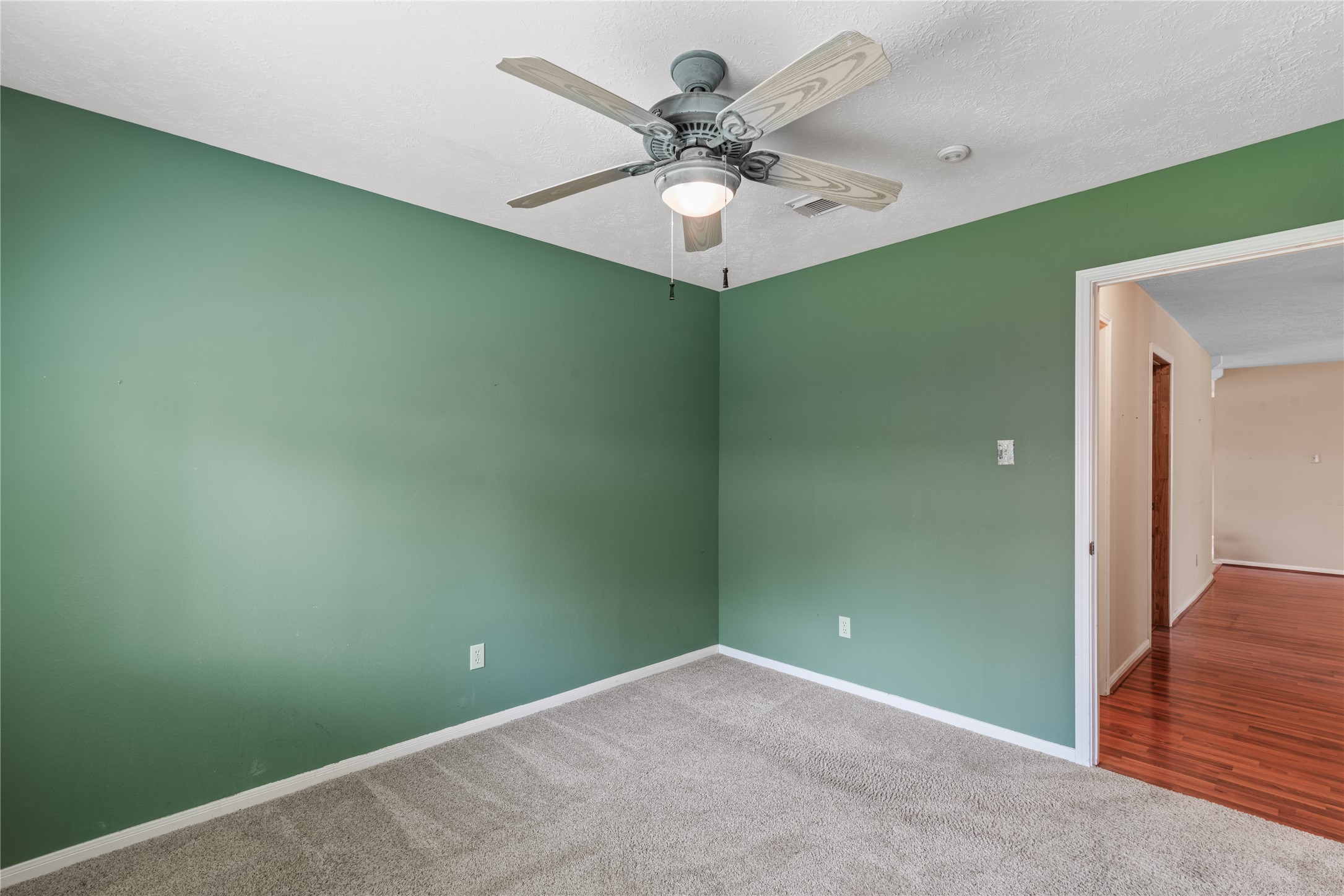 28806 Atherstone Street Property Photo 18