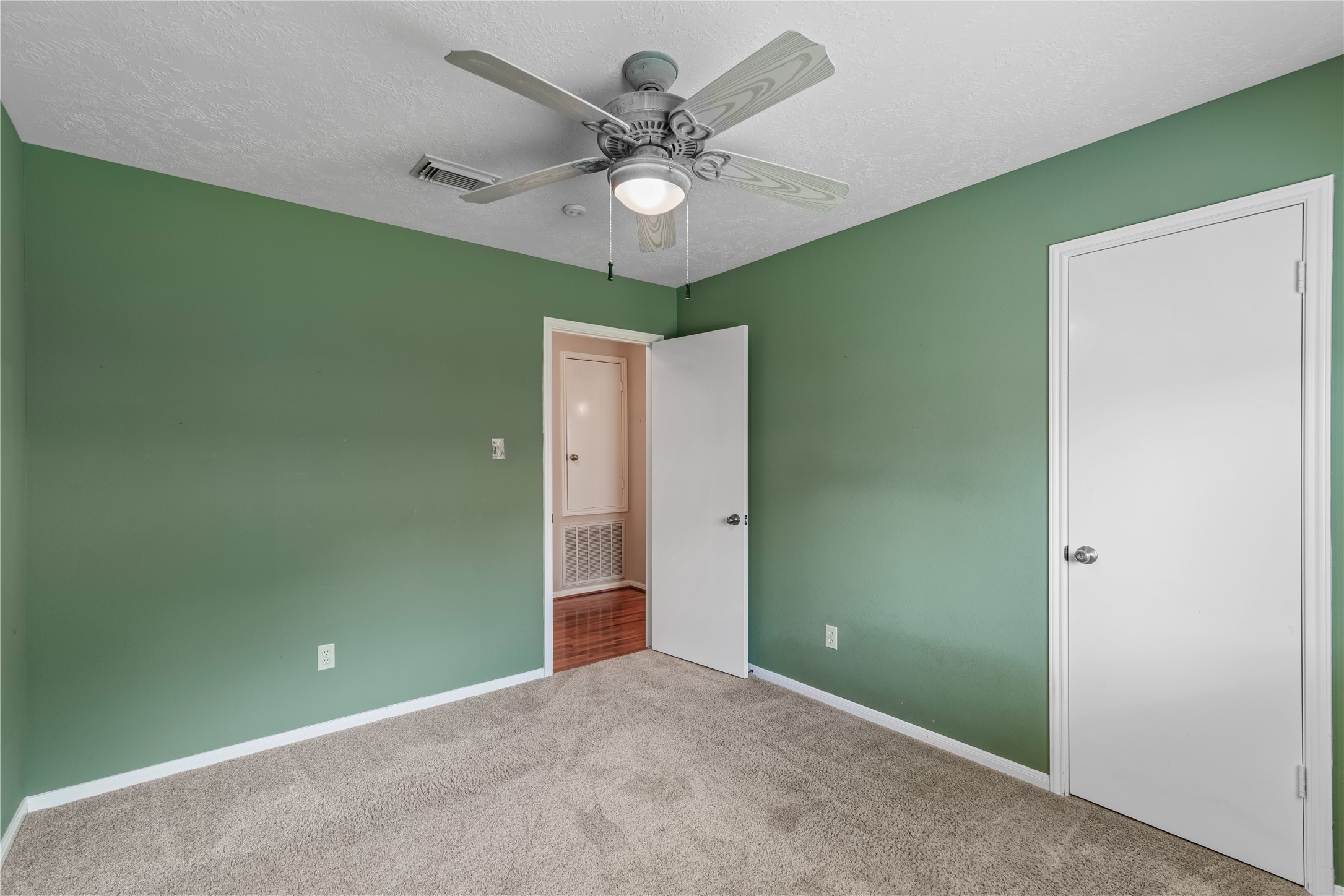 28806 Atherstone Street Property Photo 19