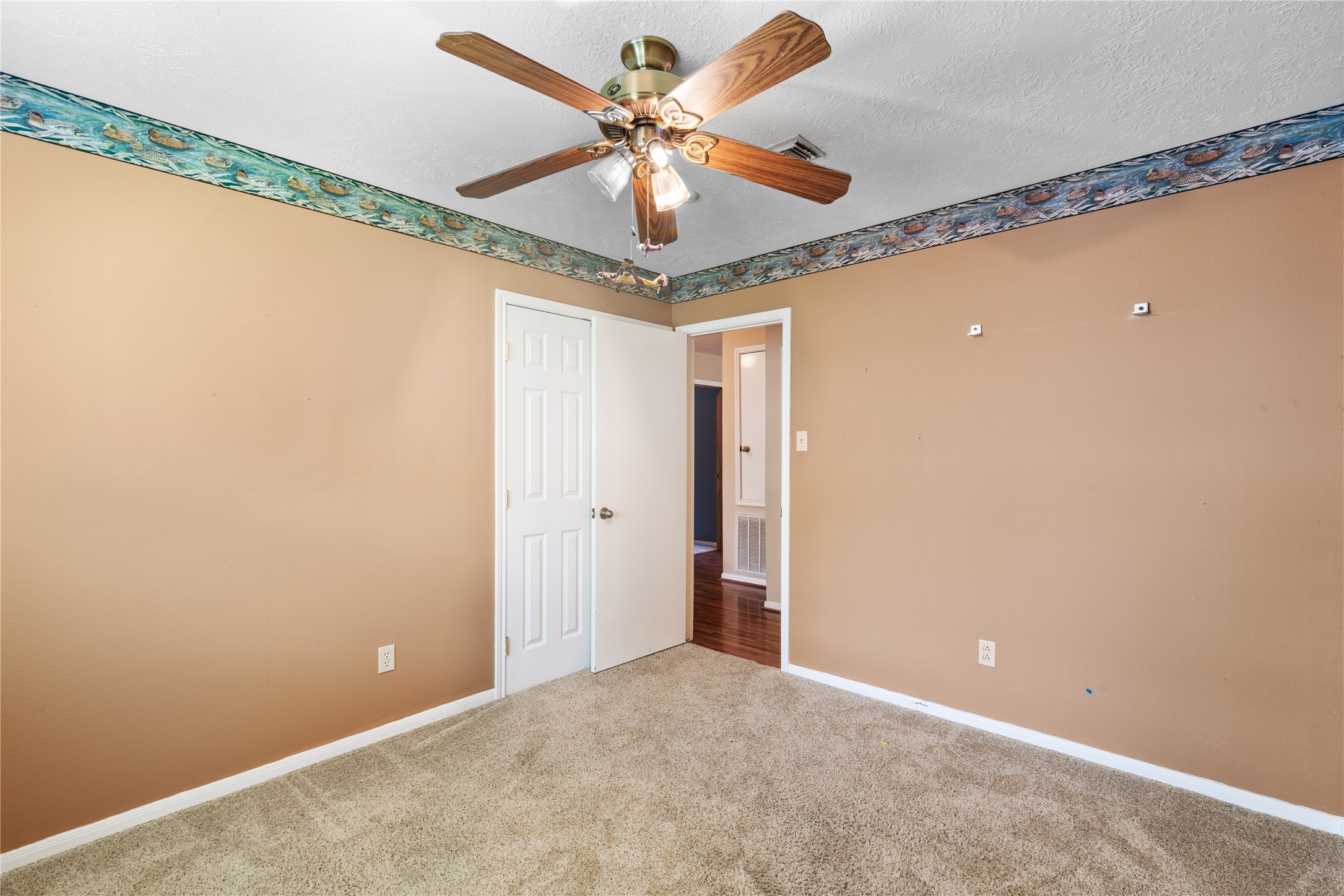 28806 Atherstone Street Property Photo 22