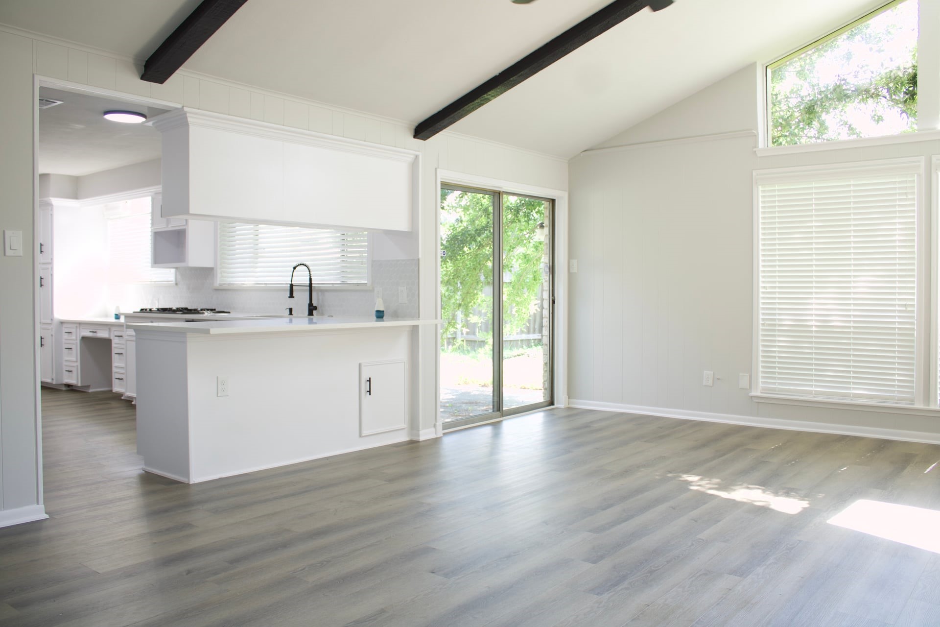 167 White Cedar Street Property Photo 1