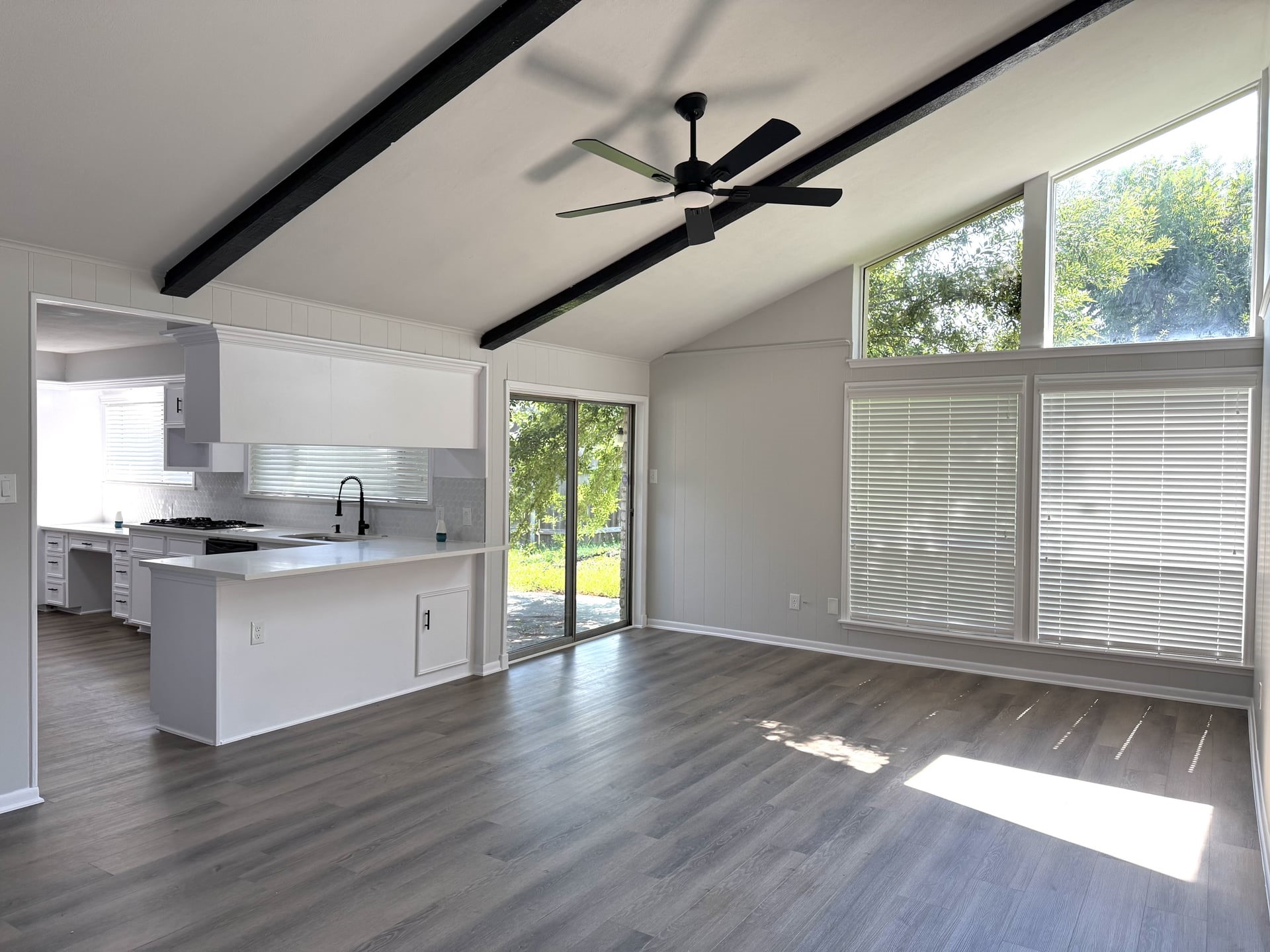 167 White Cedar Street Property Photo 2