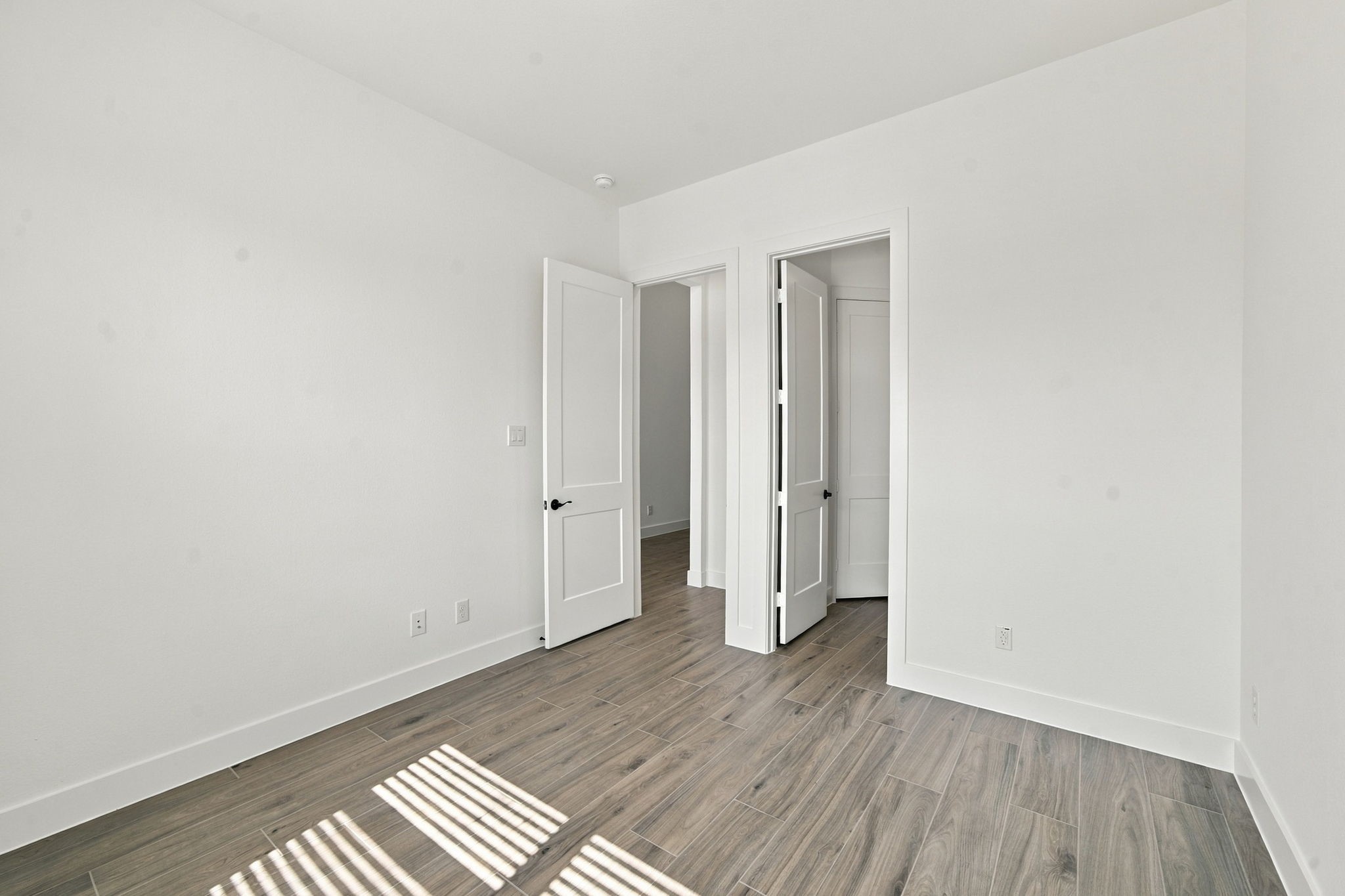 12234 Jacob Lane Property Photo 4