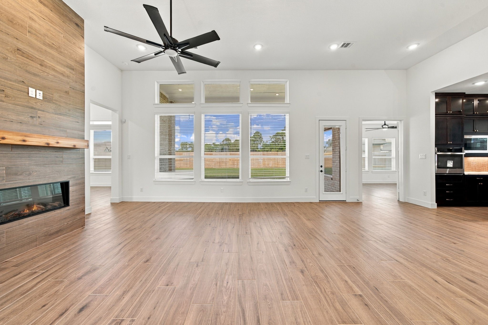 12234 Jacob Lane Property Photo 15