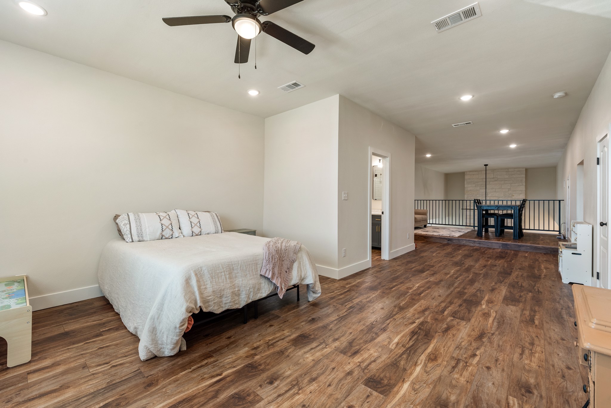 10905 Fm 1361 Property Photo 21