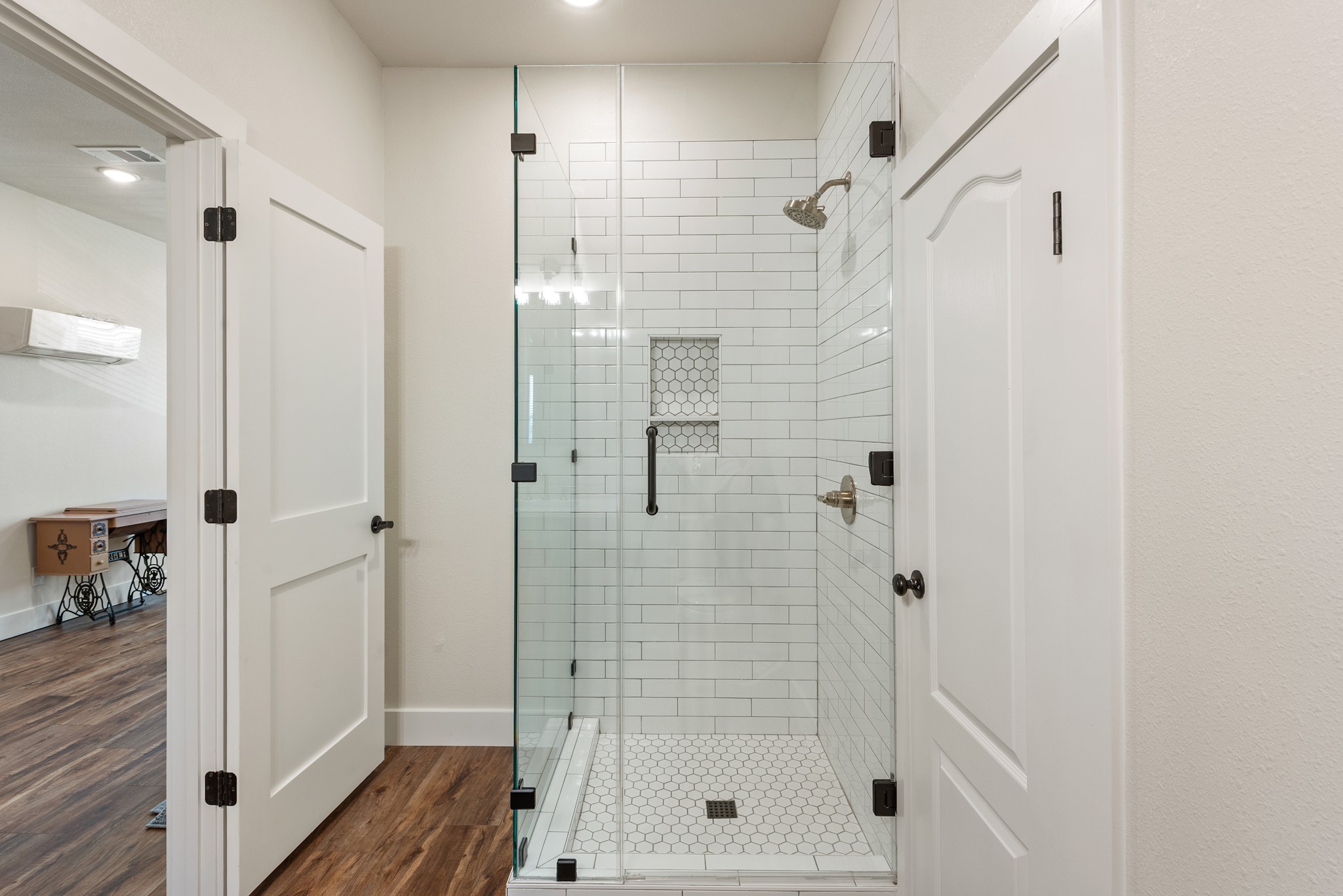 10905 Fm 1361 Property Photo 24