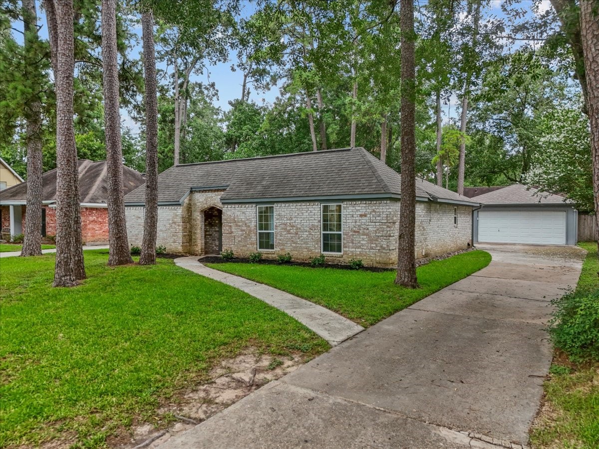 25311 Fairbrook Lane Property Photo 1
