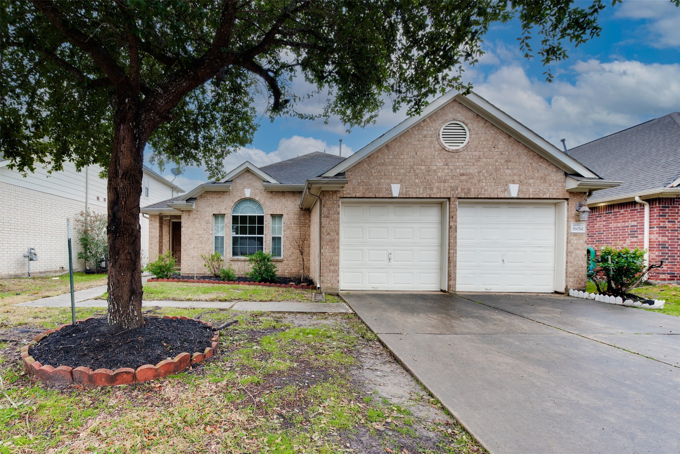 16014 Hidden Crest Drive Property Photo 1