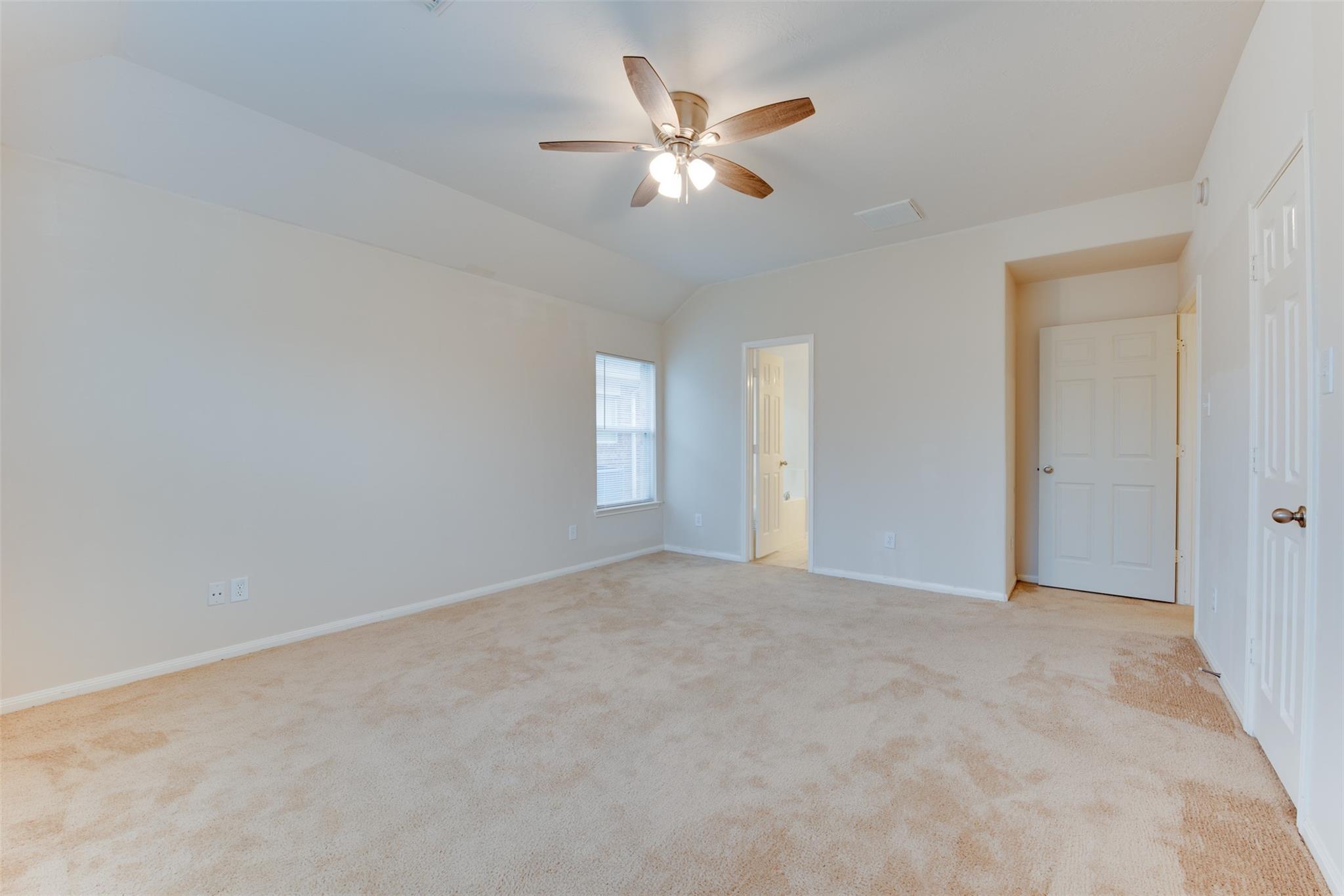 16014 Hidden Crest Drive Property Photo 24