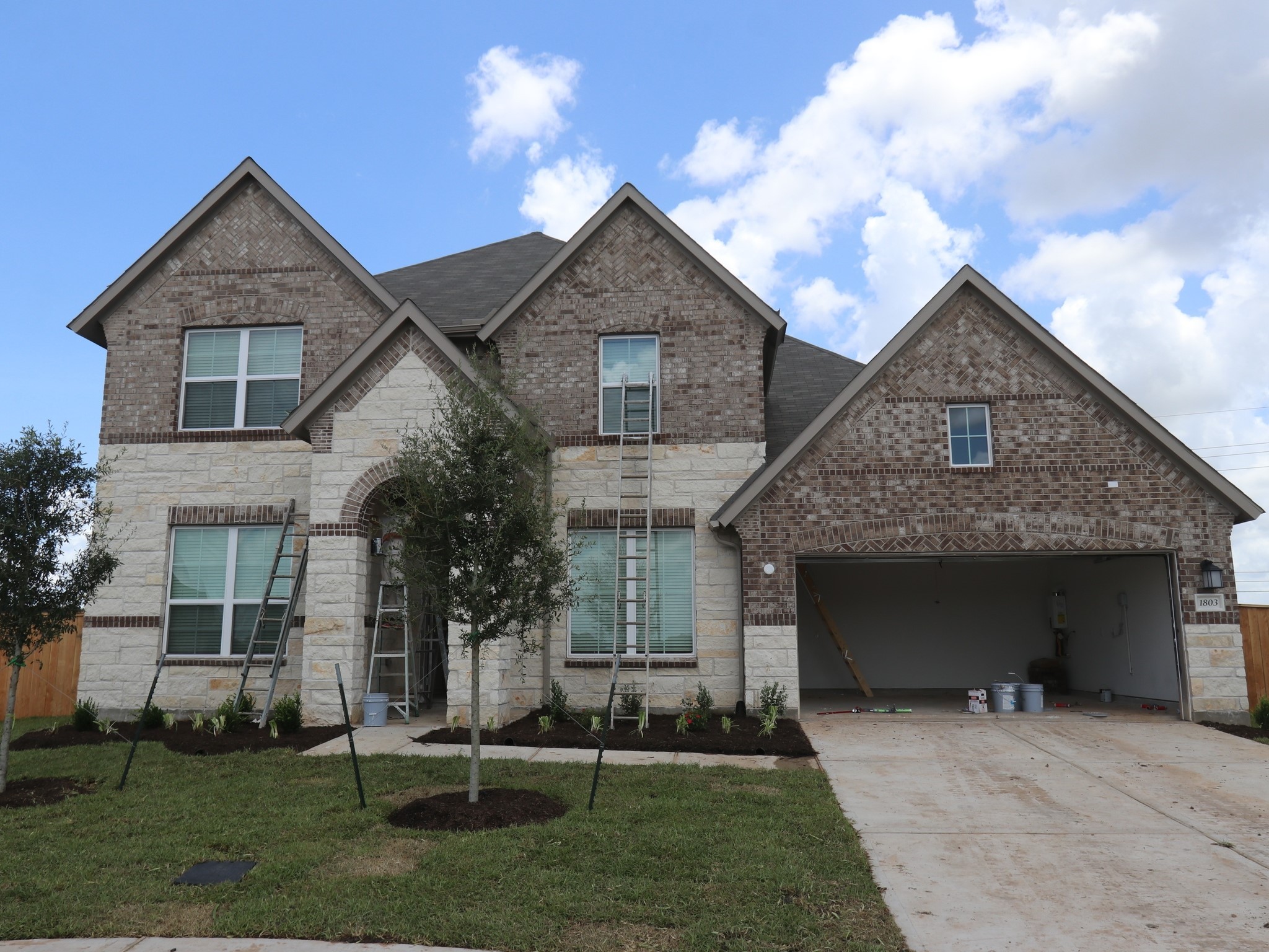1803 Live Springs Way Property Photo 1