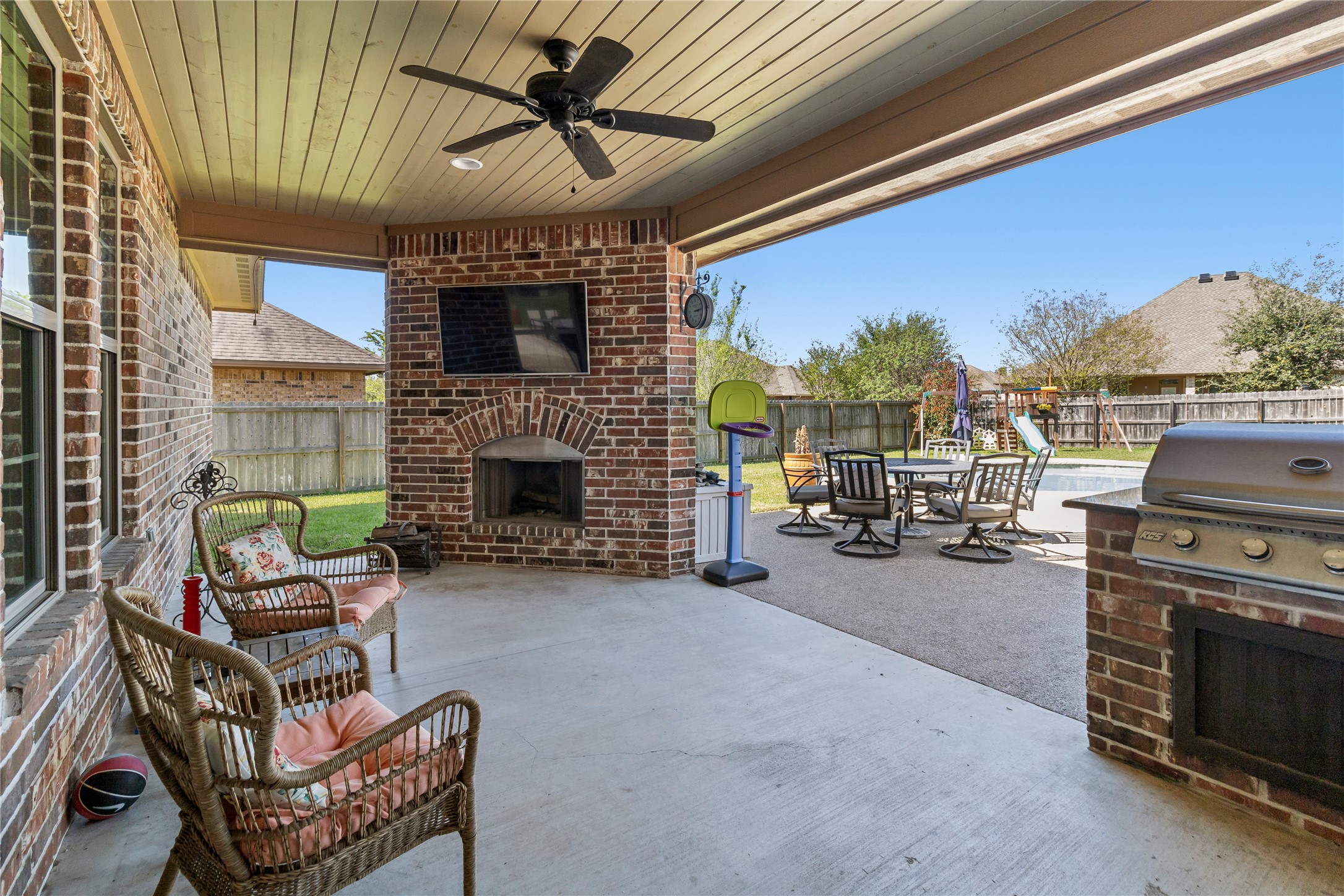 3349 Fiddlers Green Property Photo 35
