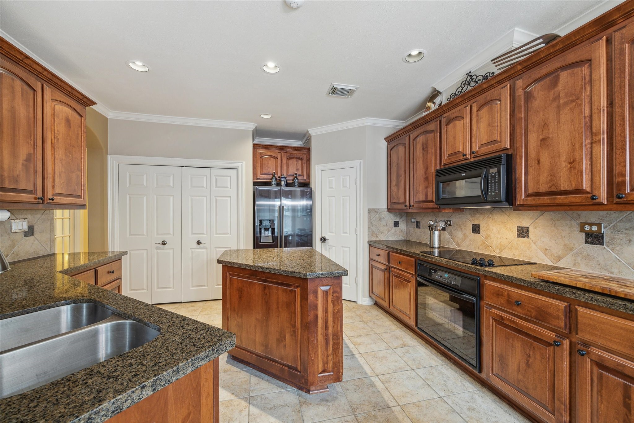 4337 Lake Run Drive Property Photo 15