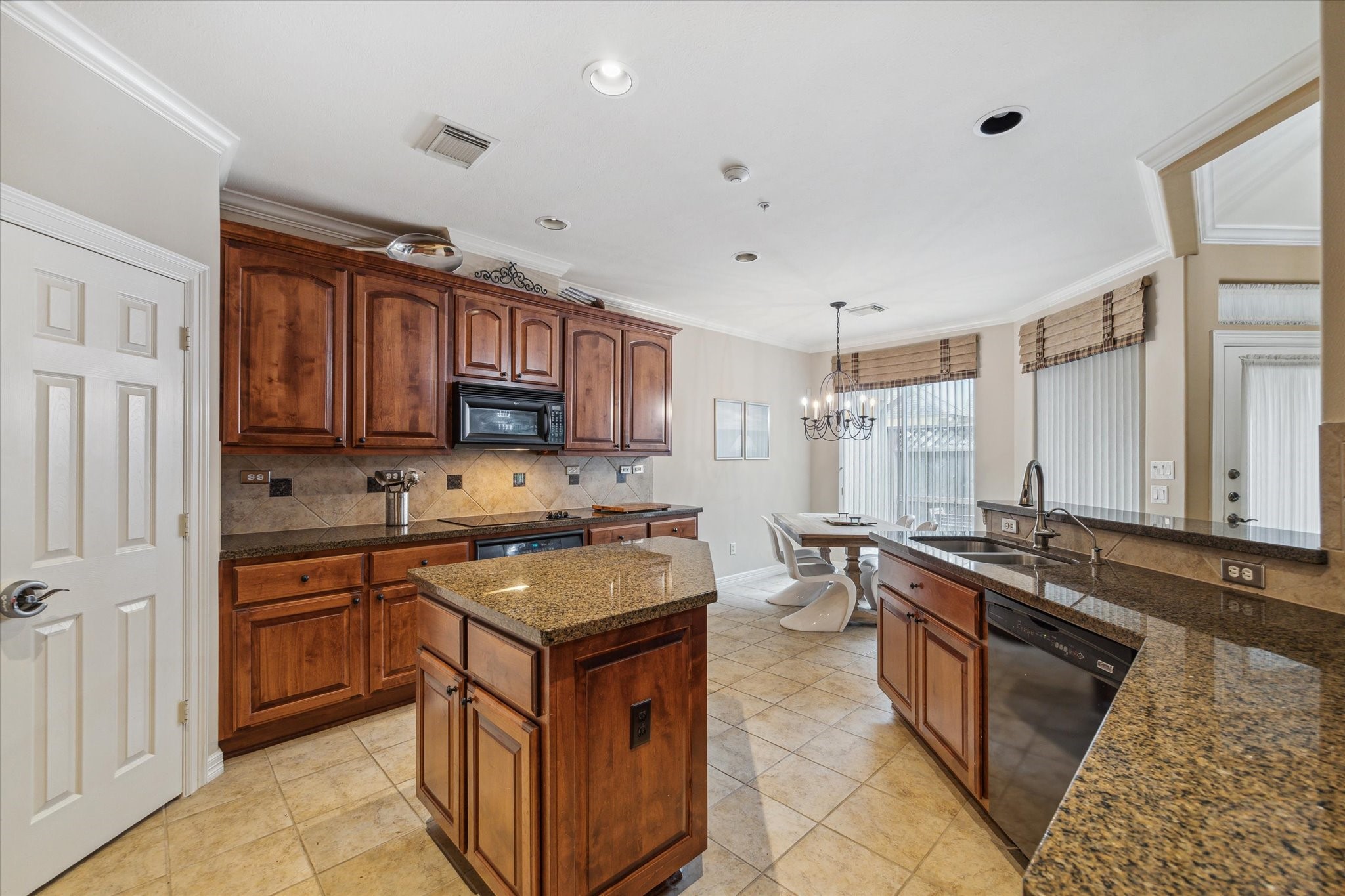 4337 Lake Run Drive Property Photo 16