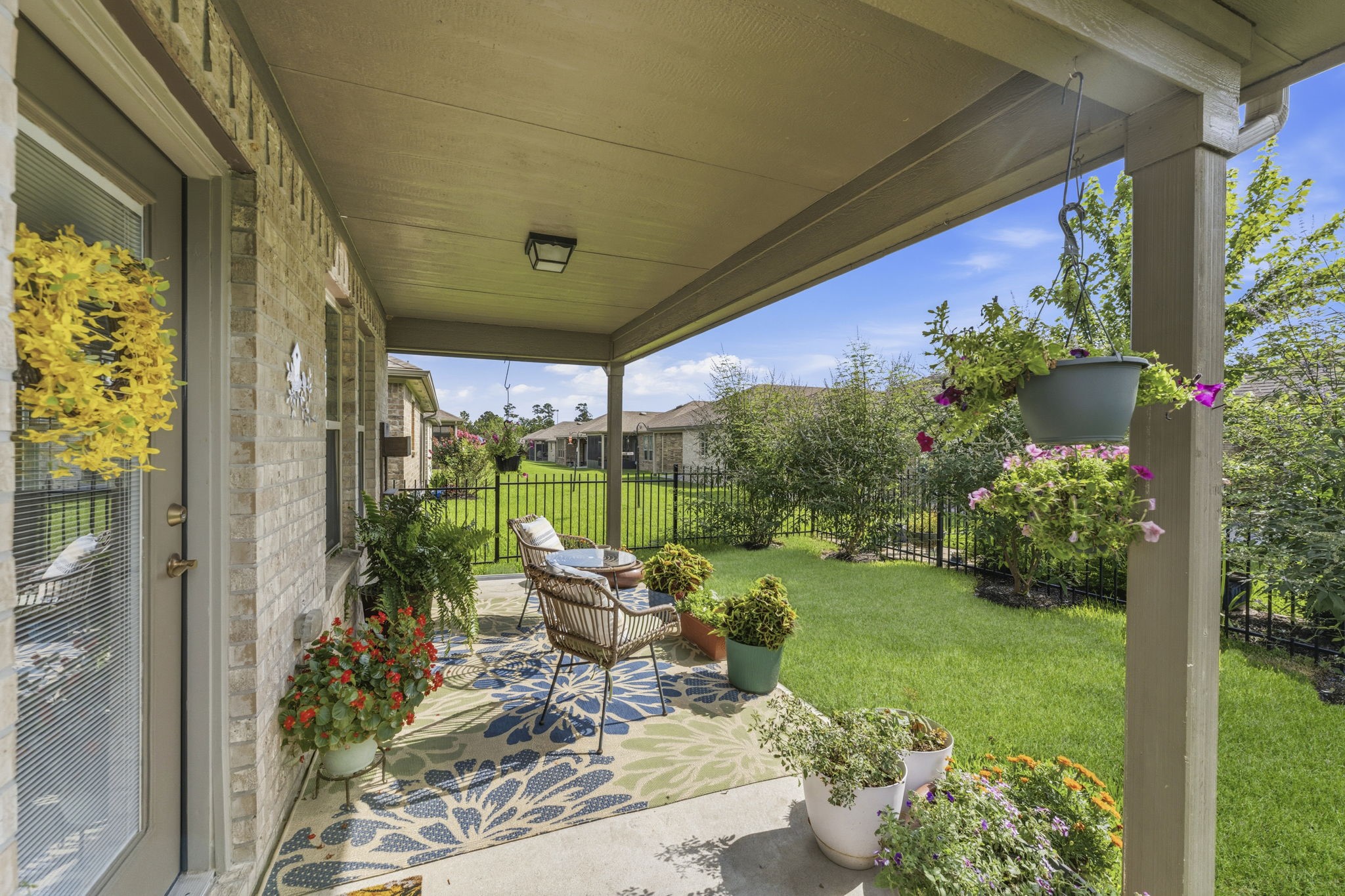 410 Thistle Thorn Drive Property Photo 40