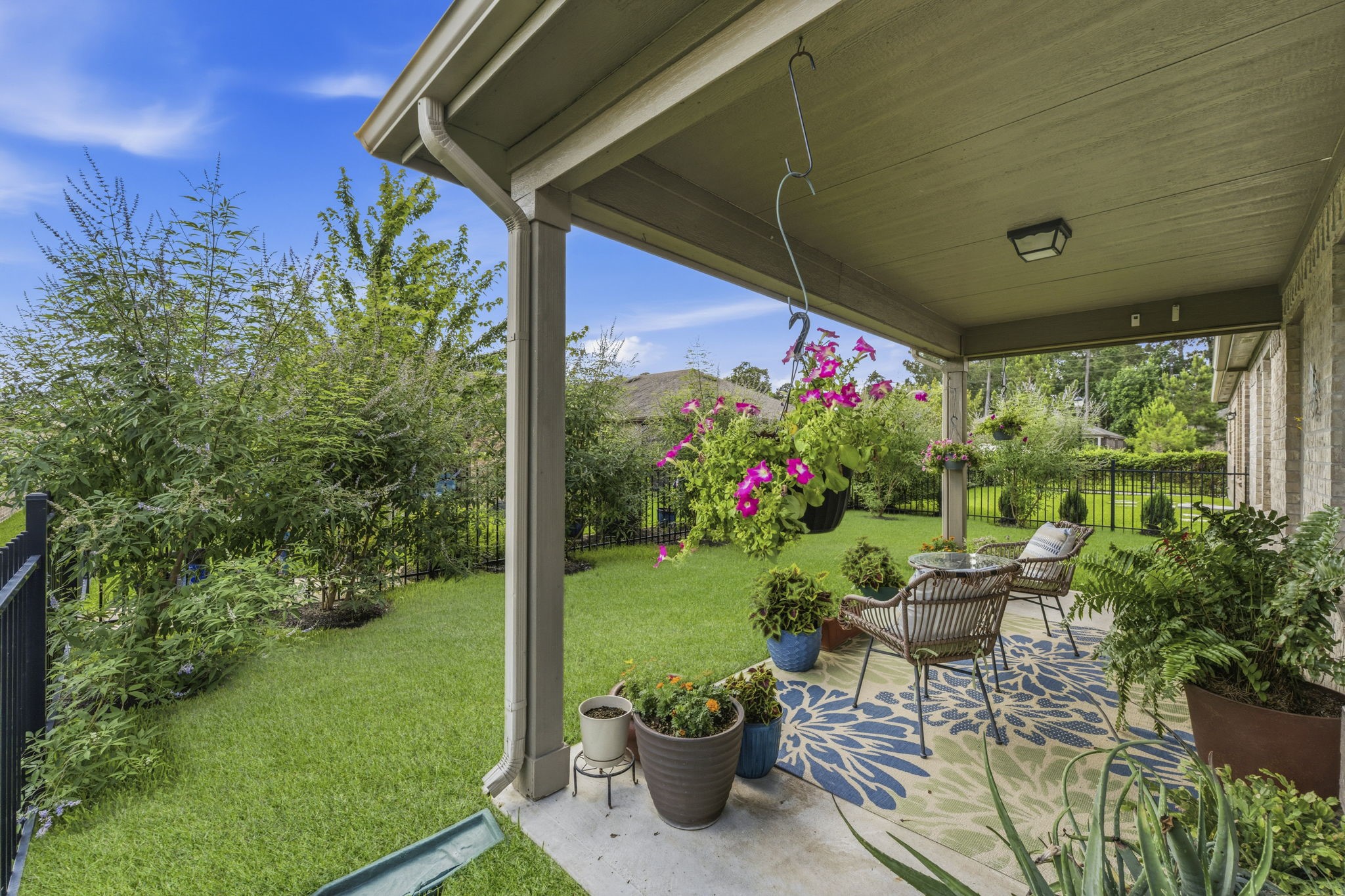 410 Thistle Thorn Drive Property Photo 42