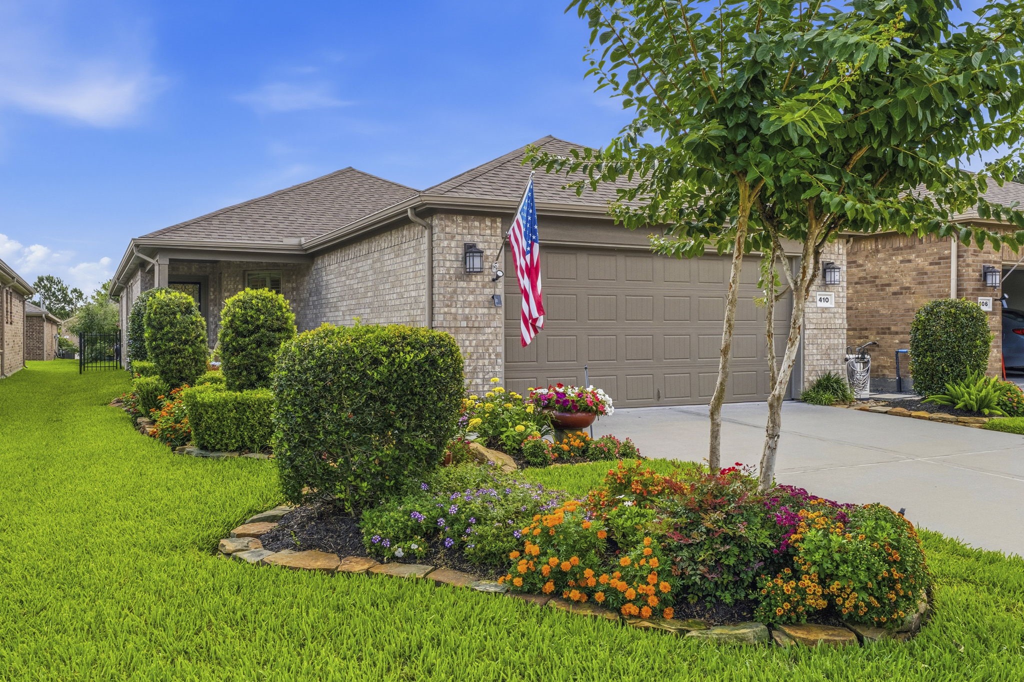 410 Thistle Thorn Drive Property Photo 46