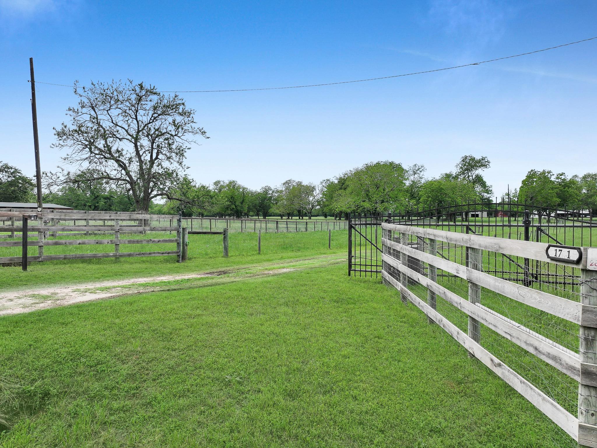 1771 Wilpitz Road Property Photo 4