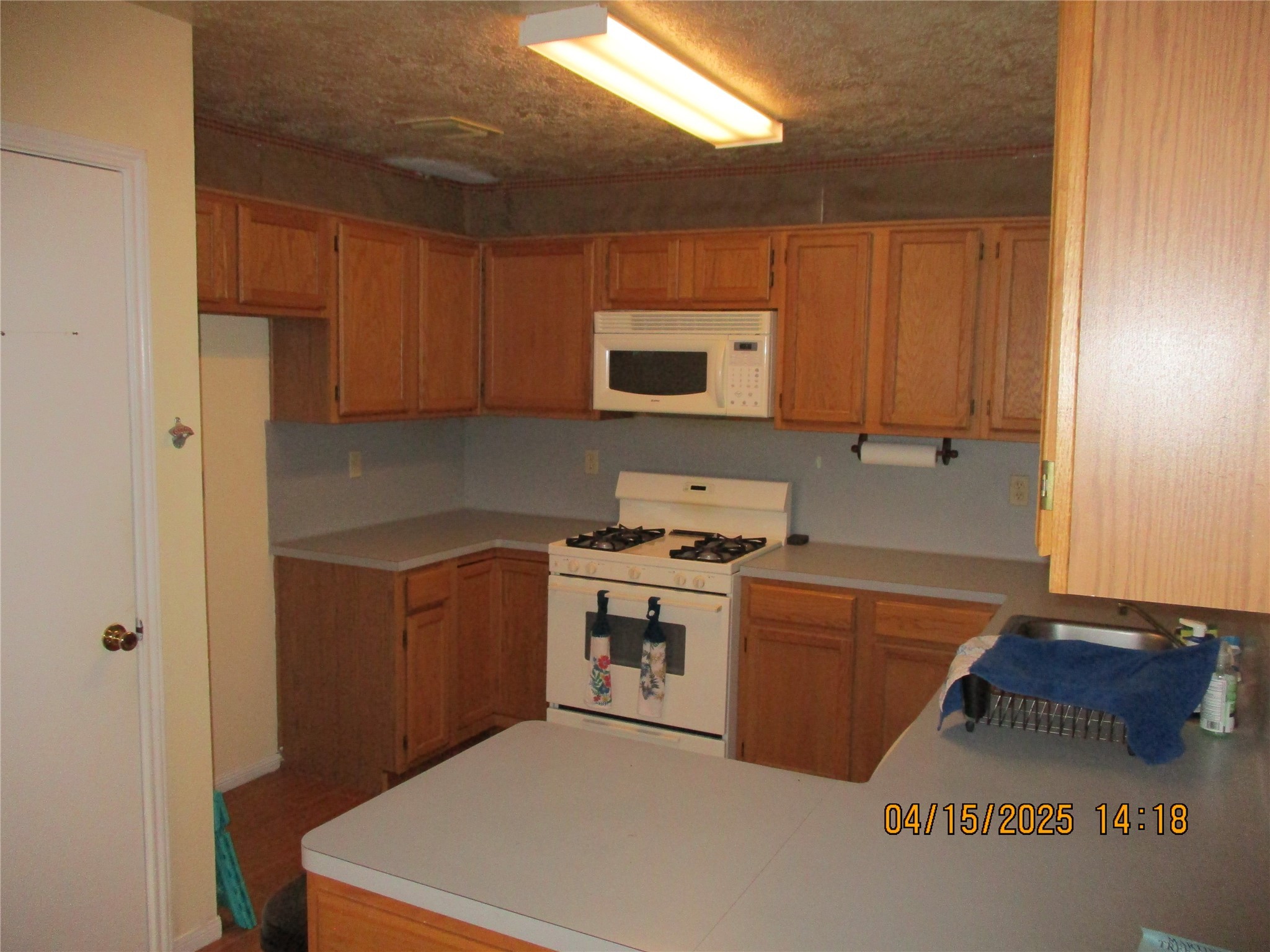 9427 Walnut Glen Drive Property Photo 7