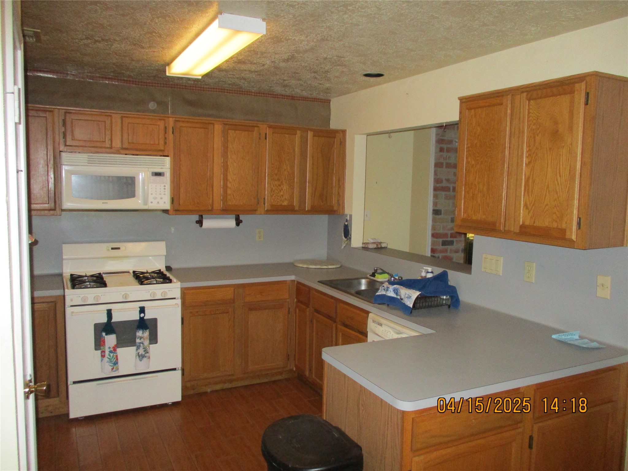 9427 Walnut Glen Drive Property Photo 9