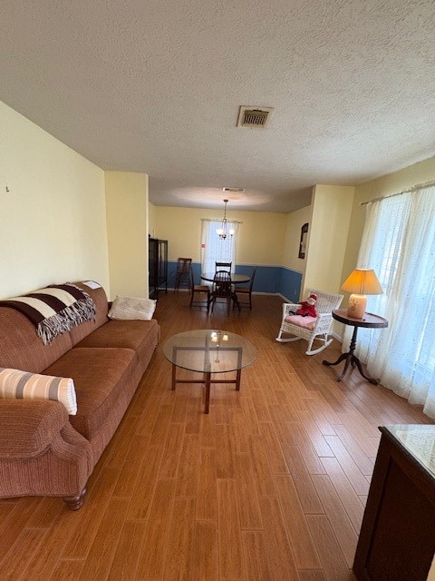 9427 Walnut Glen Drive Property Photo 14