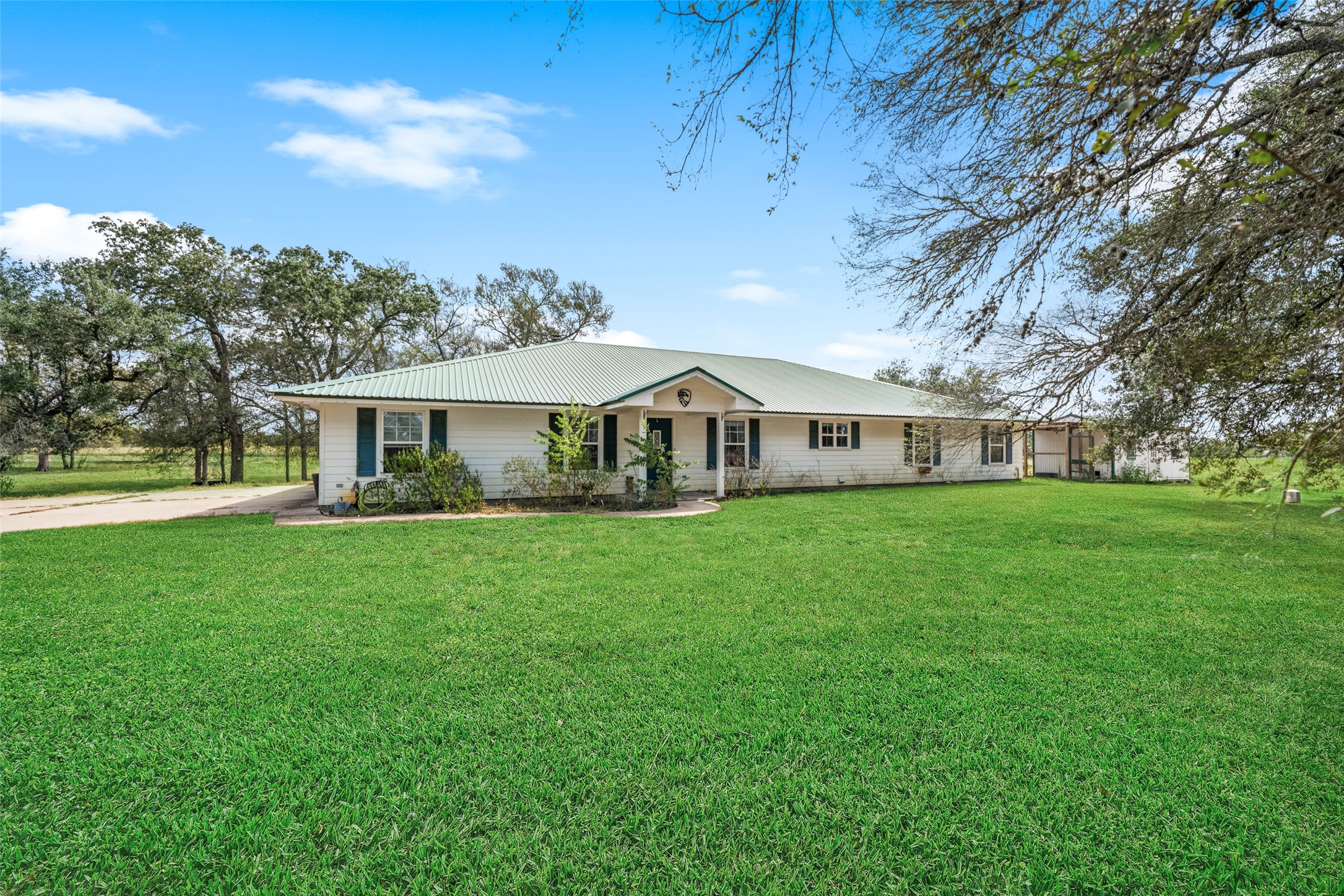 2373 County Road 248 Property Photo 4