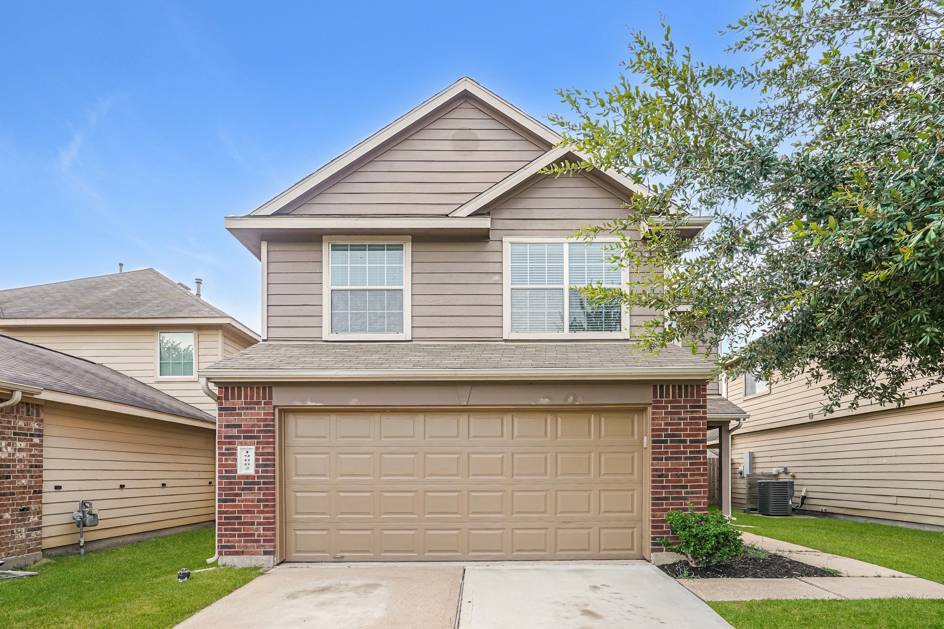 19002 Volga River Drive Property Photo 1