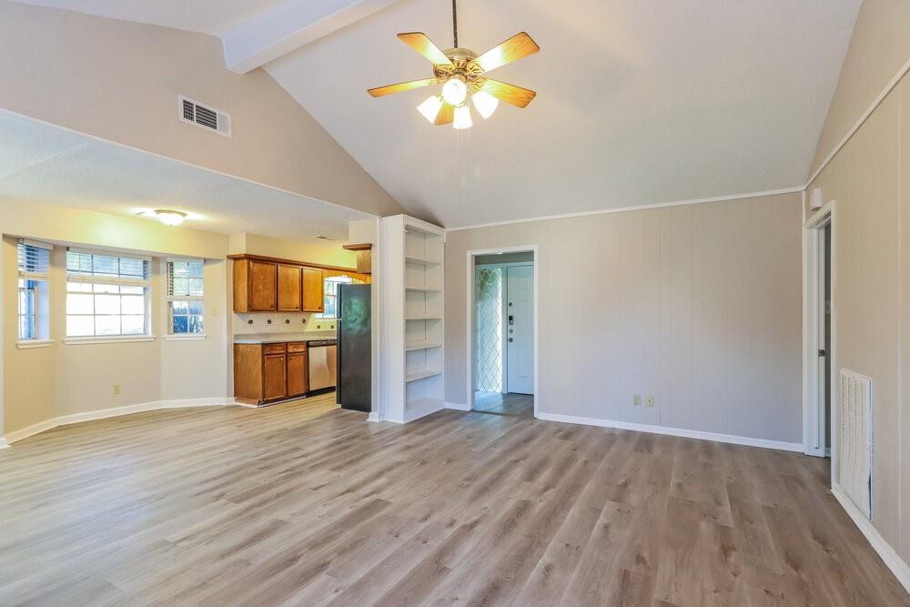4714 Glendower Drive, Spring Tx 77373 Property Photo 6