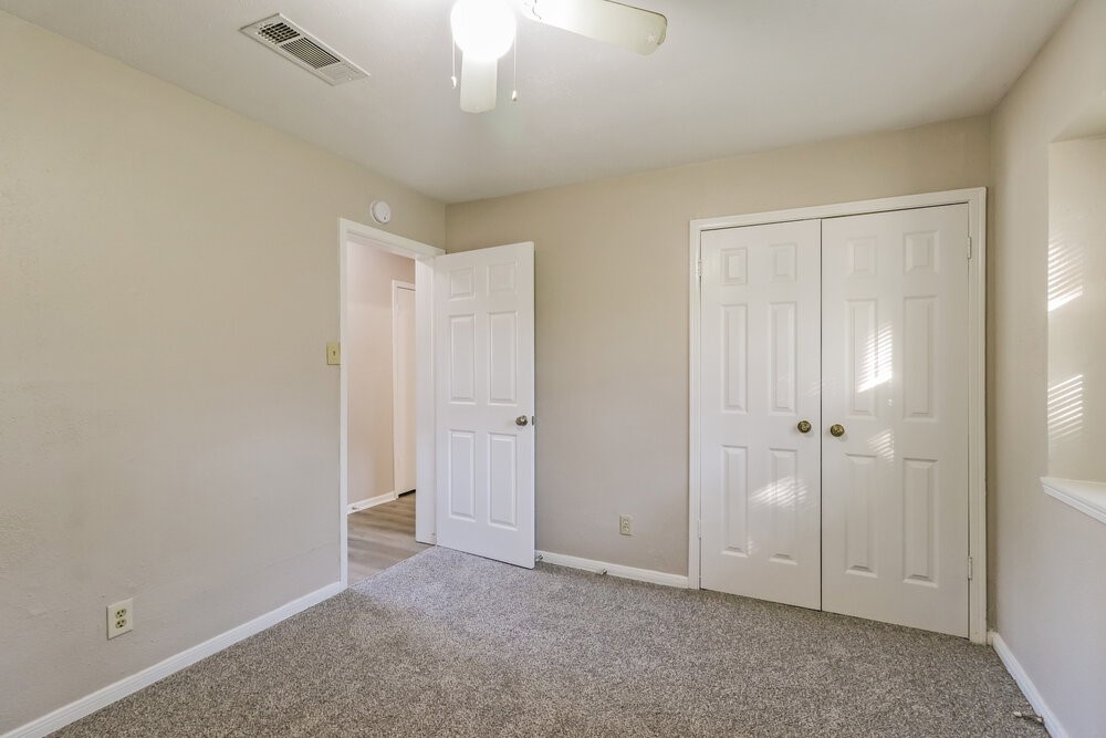 4714 Glendower Drive Property Photo 13