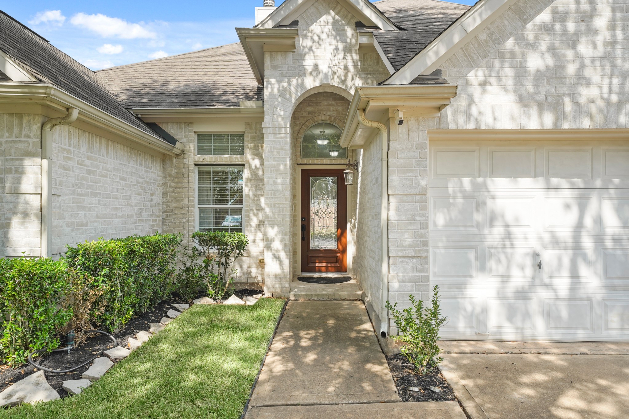 8315 Golden Harbour Property Photo 3