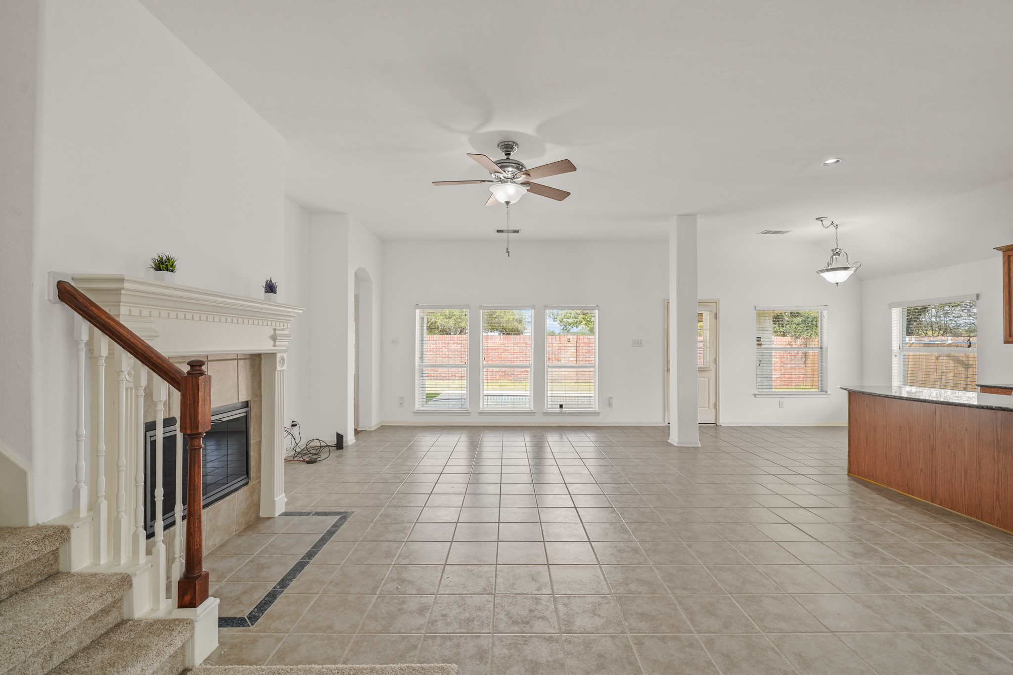 8315 Golden Harbour Property Photo 13