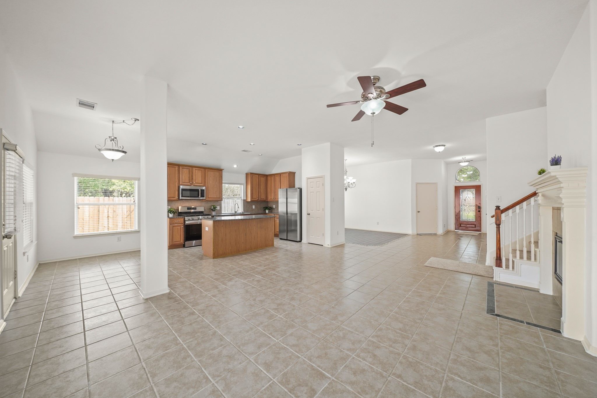 8315 Golden Harbour Property Photo 15