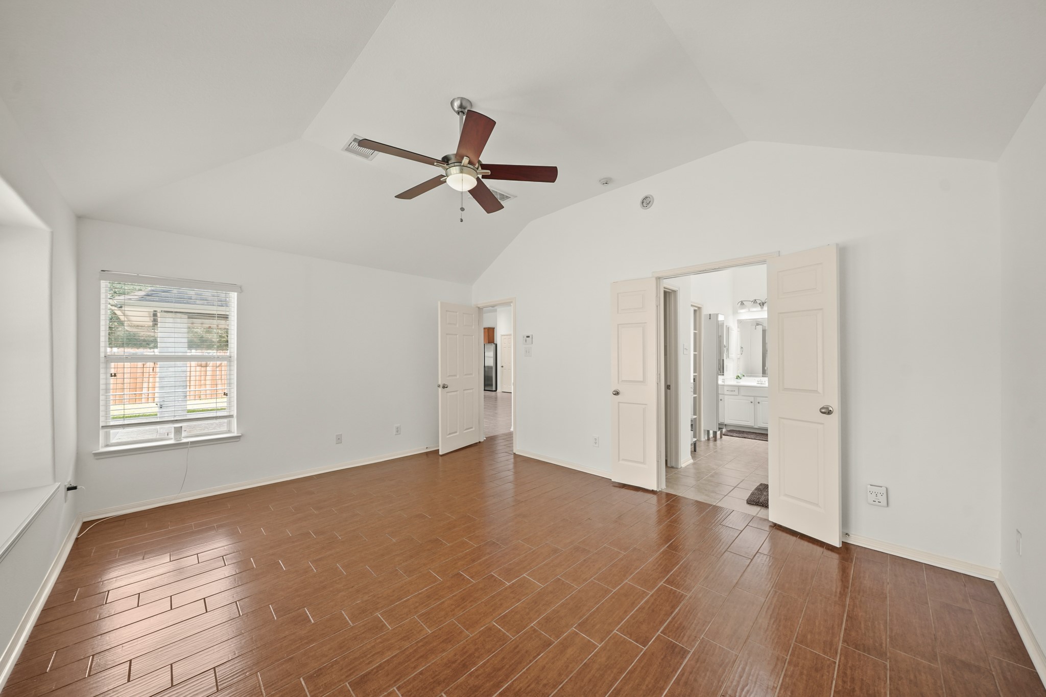 8315 Golden Harbour Property Photo 20