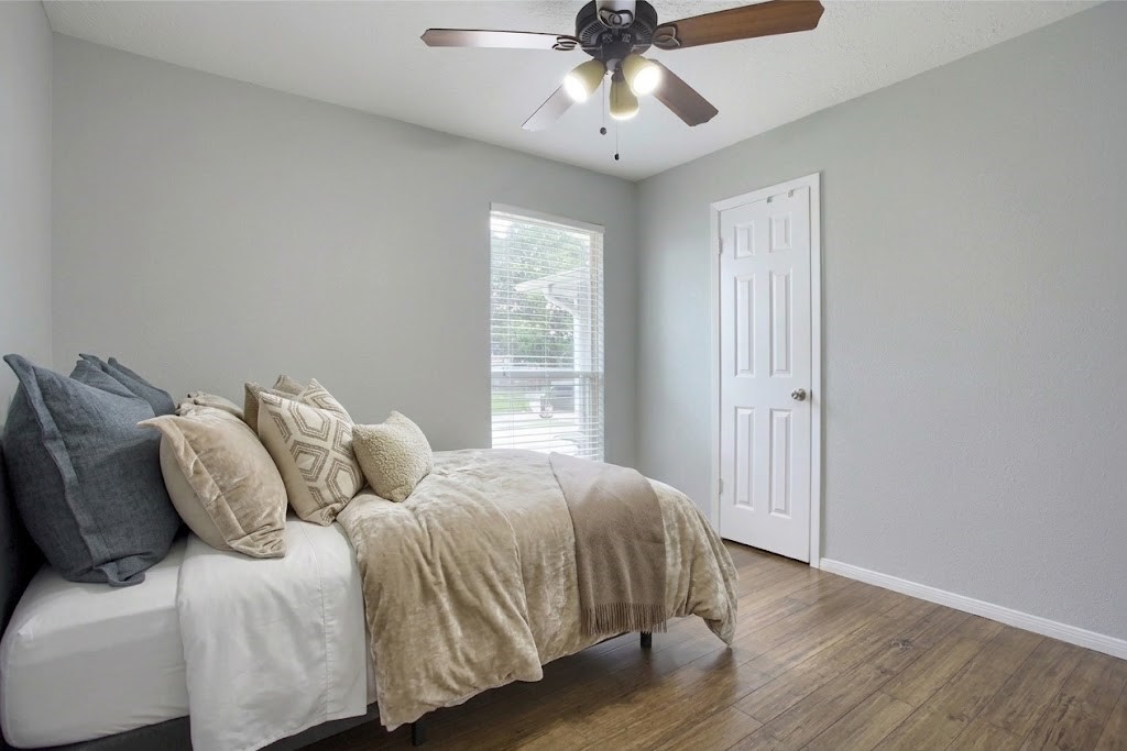 24127 Spring Day Lane Property Photo 8