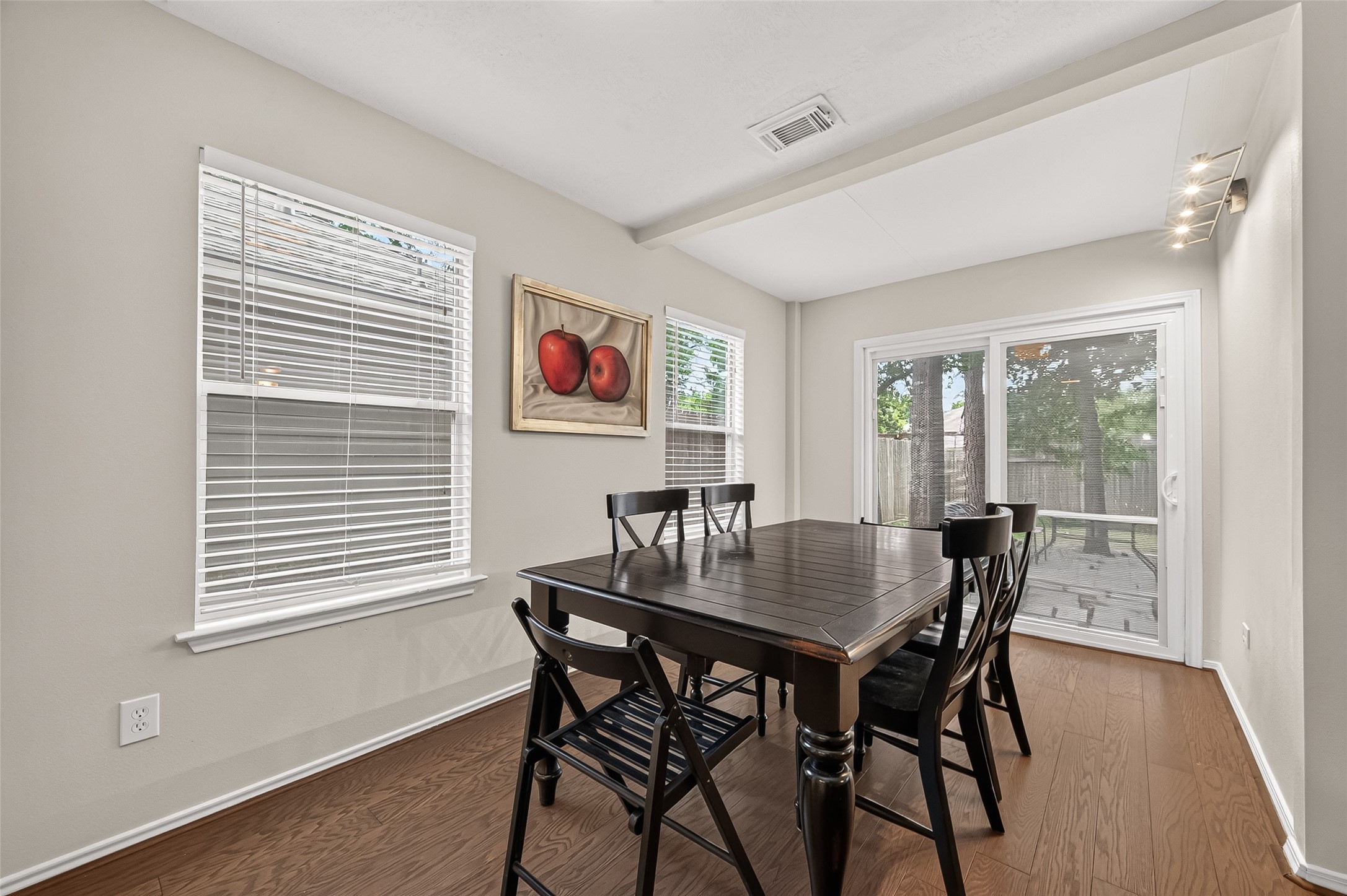 202 N Vesper Bend Circle Property Photo 12