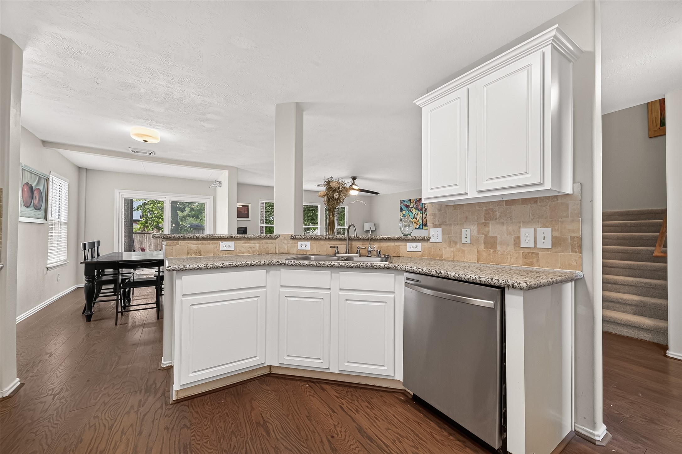 202 N Vesper Bend Circle Property Photo 19