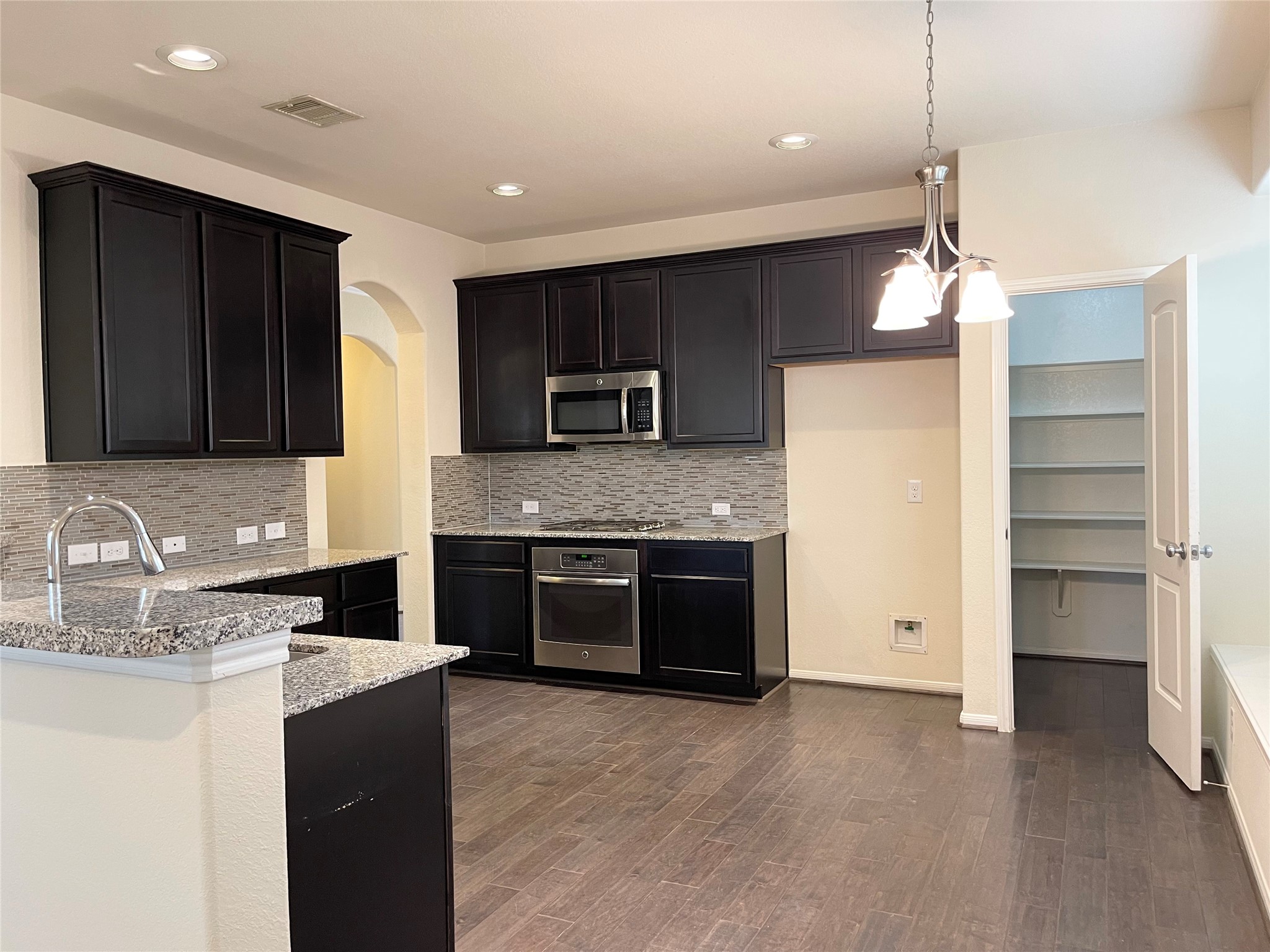 3010 Overbrook Meadow Lane Property Photo 12