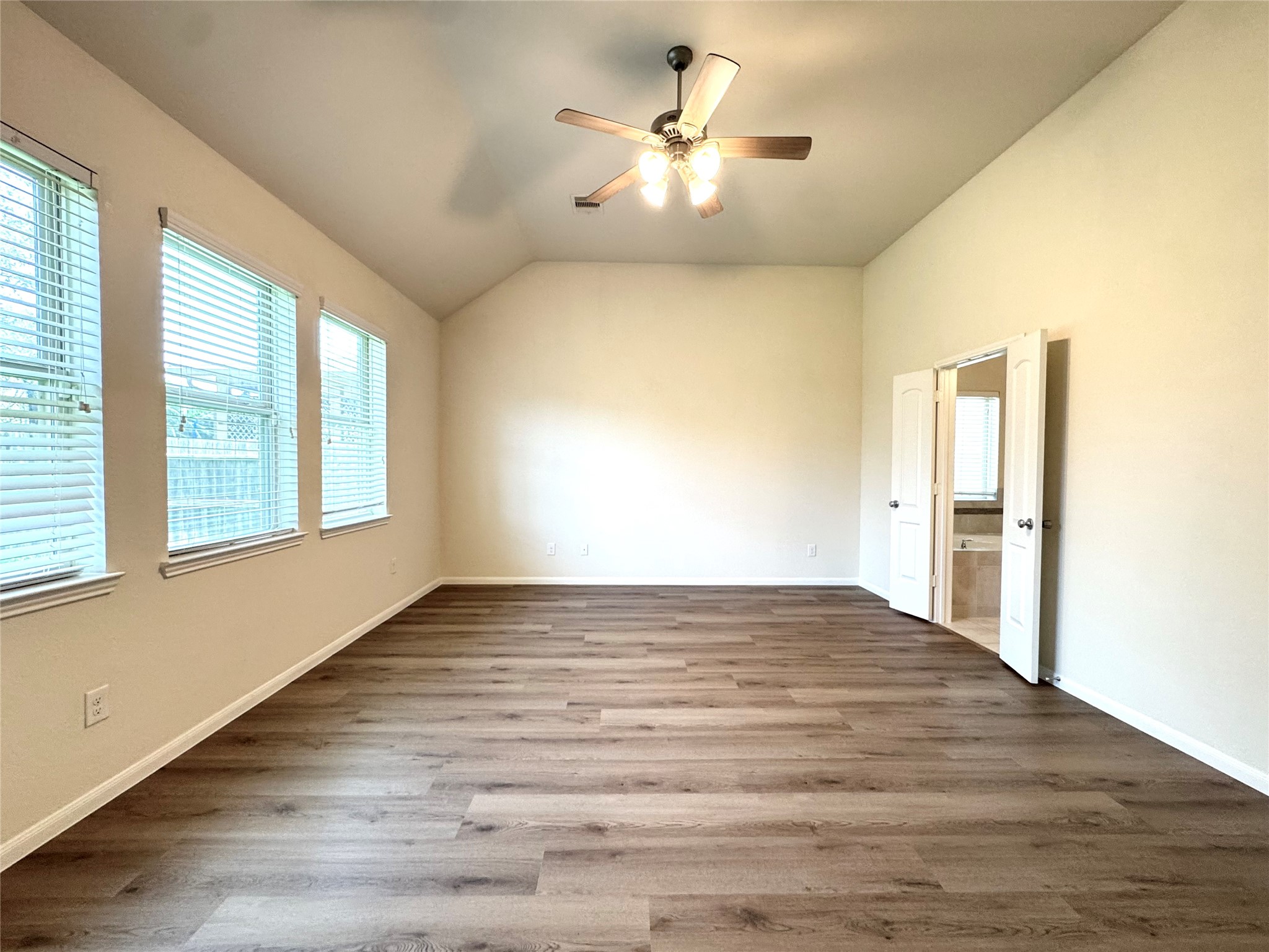 3010 Overbrook Meadow Lane Property Photo 15